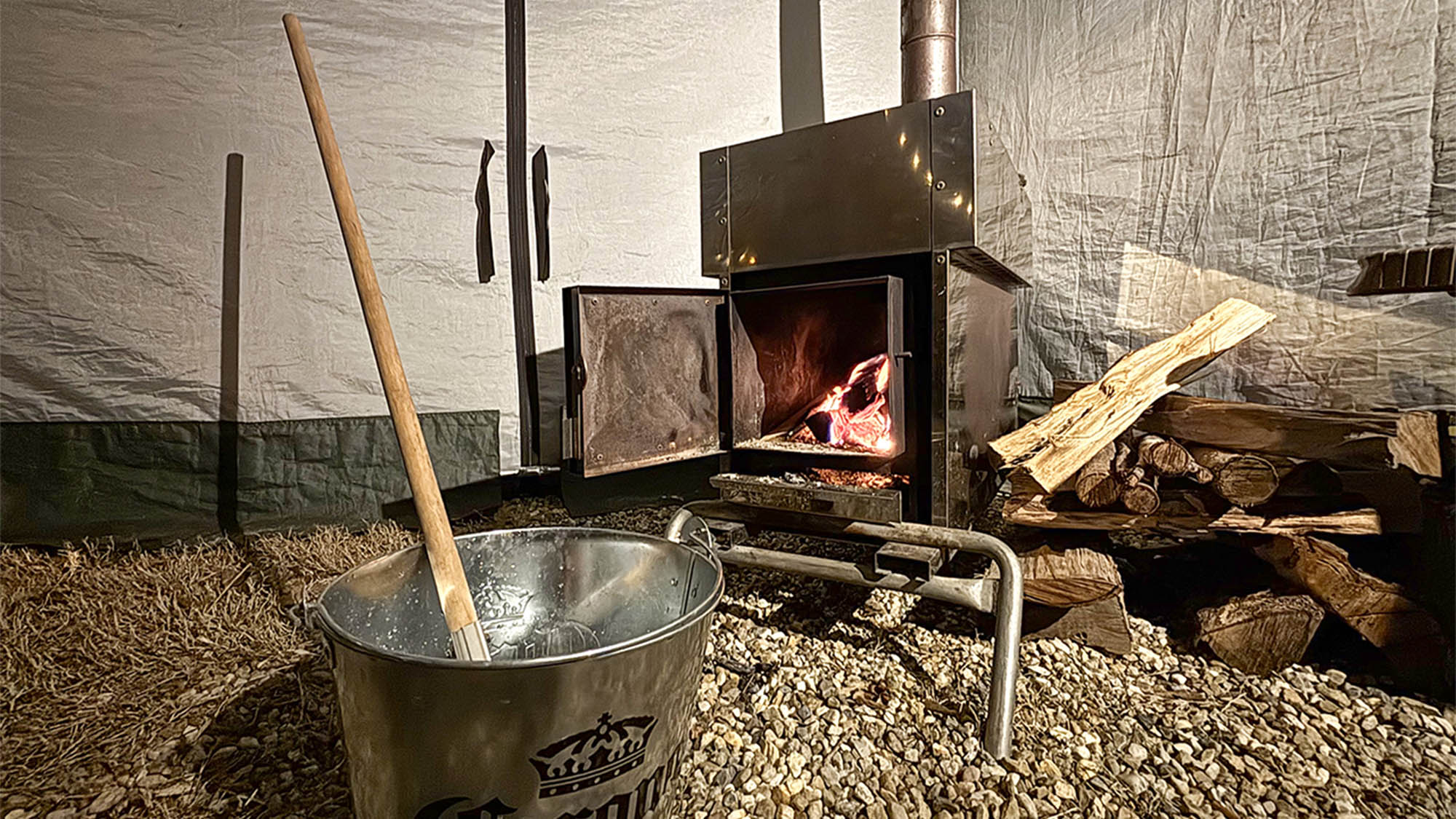 ・【サウナ／ロウリュ／室内】ロウリュを堪能　心身ともにリフレッシュ