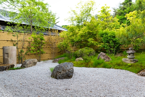 【春期限定】静寂の癒やしに包まれた趣ある古民家ステイ〈素泊まり〉