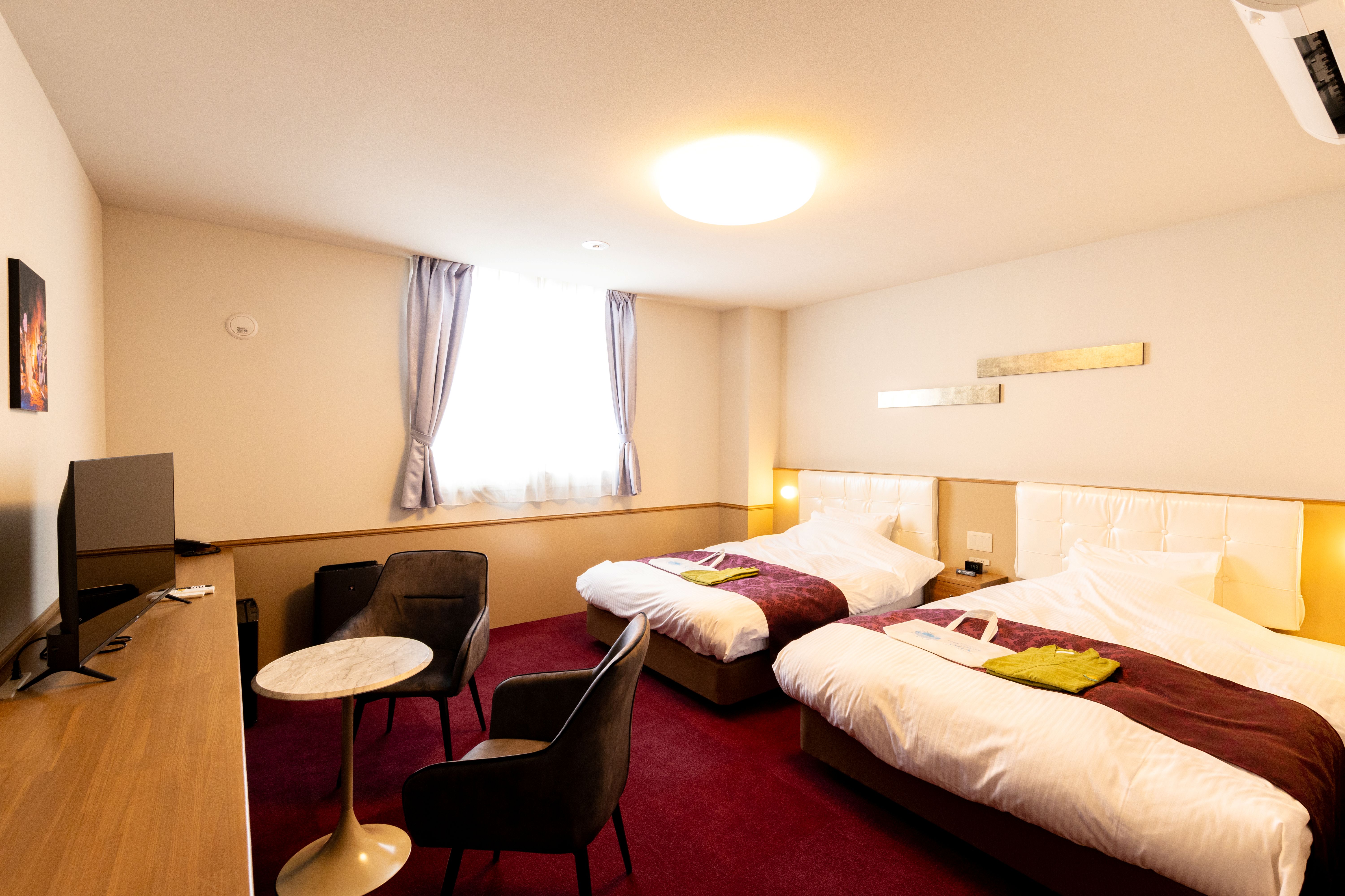 デラックスツイン