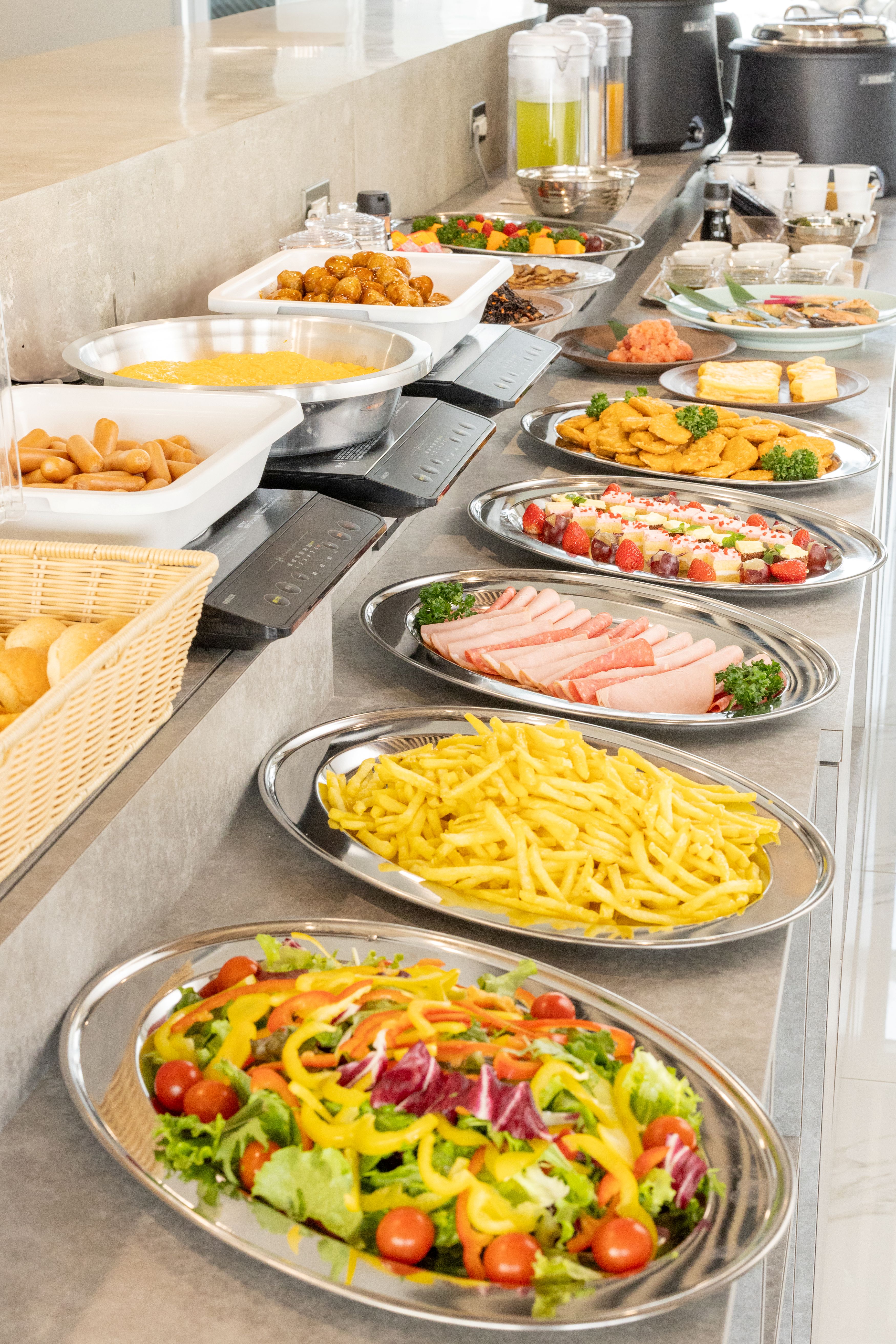 朝食バイキング（一例）