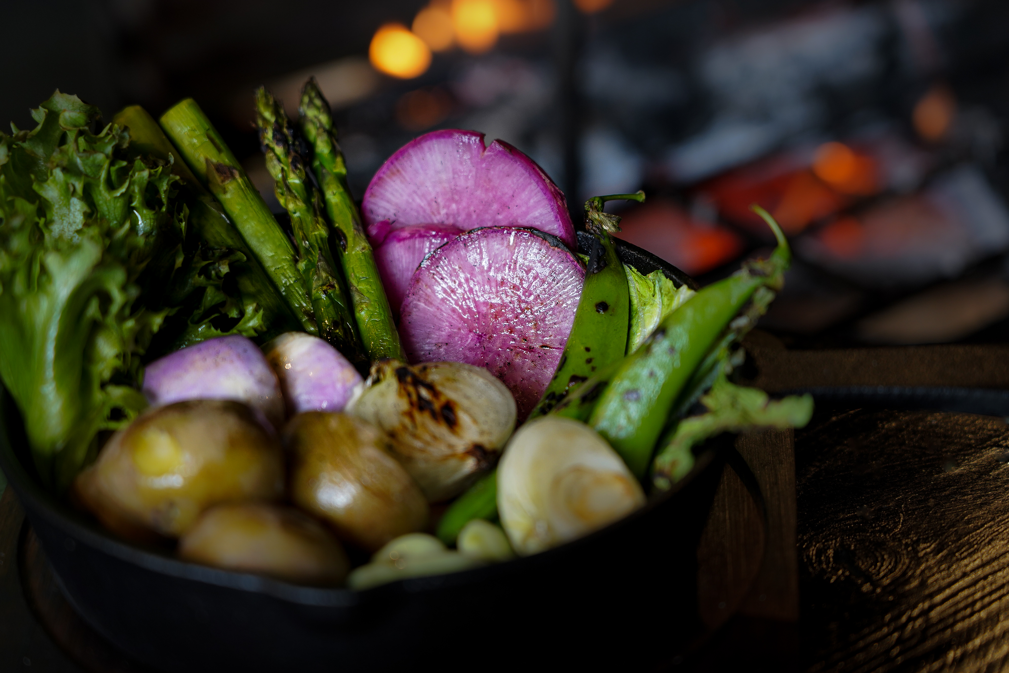 〔夕食〕夏限定：柑橘香る三島野菜の グリルドシーザーサラダ