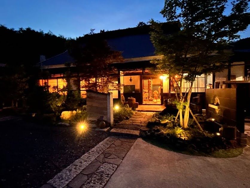 雅庵の窓明かり