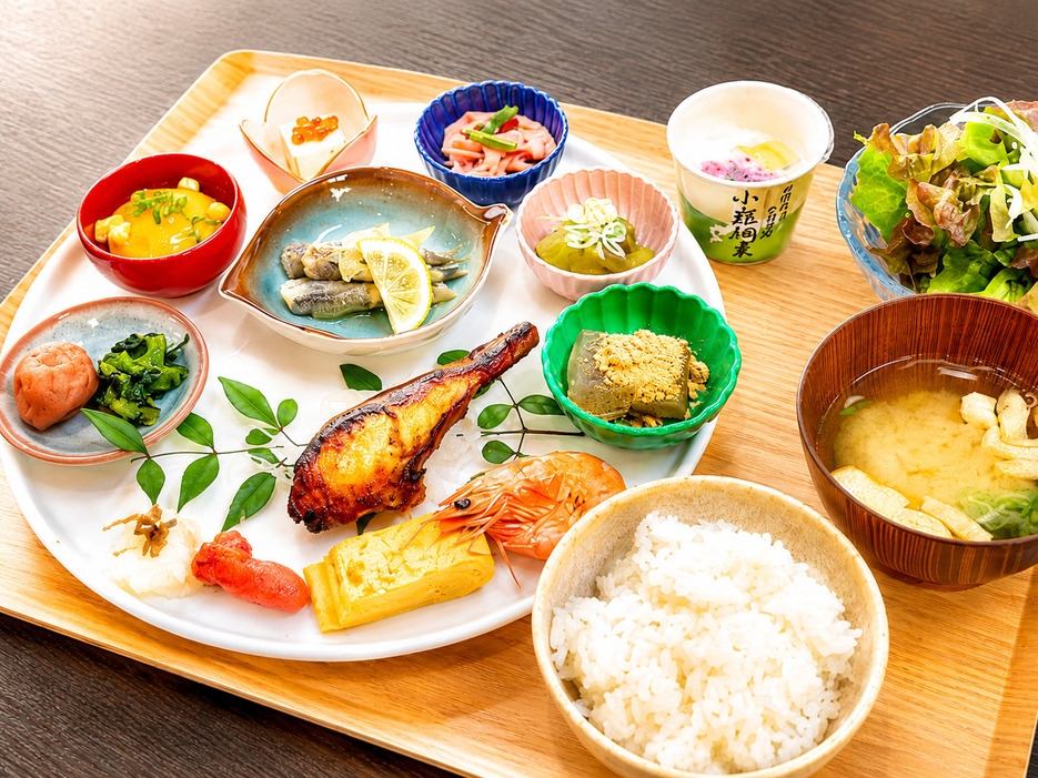【ファミ旅】〈朝食付〉４つのベットで快適空間