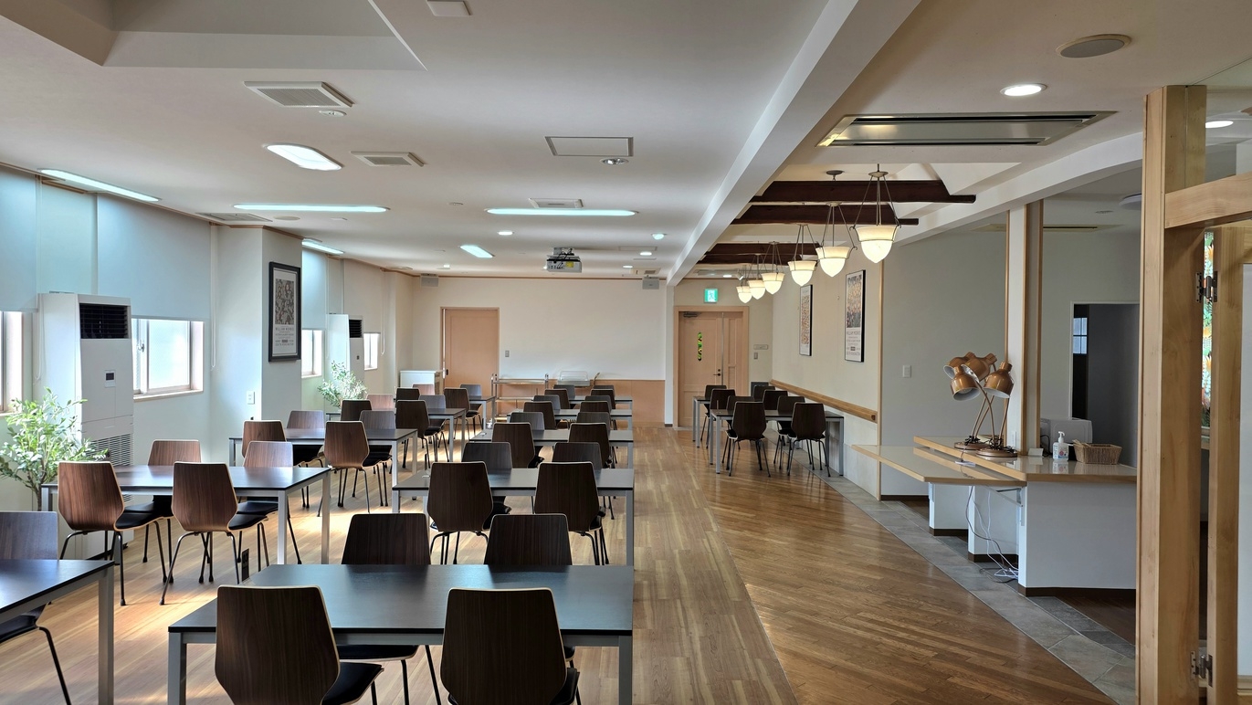 【2食付】ホテル徒歩2分で愉しむ炭焼きハンバーグ夕食付プラン・出張の夜を彩る「ぼっち」提携