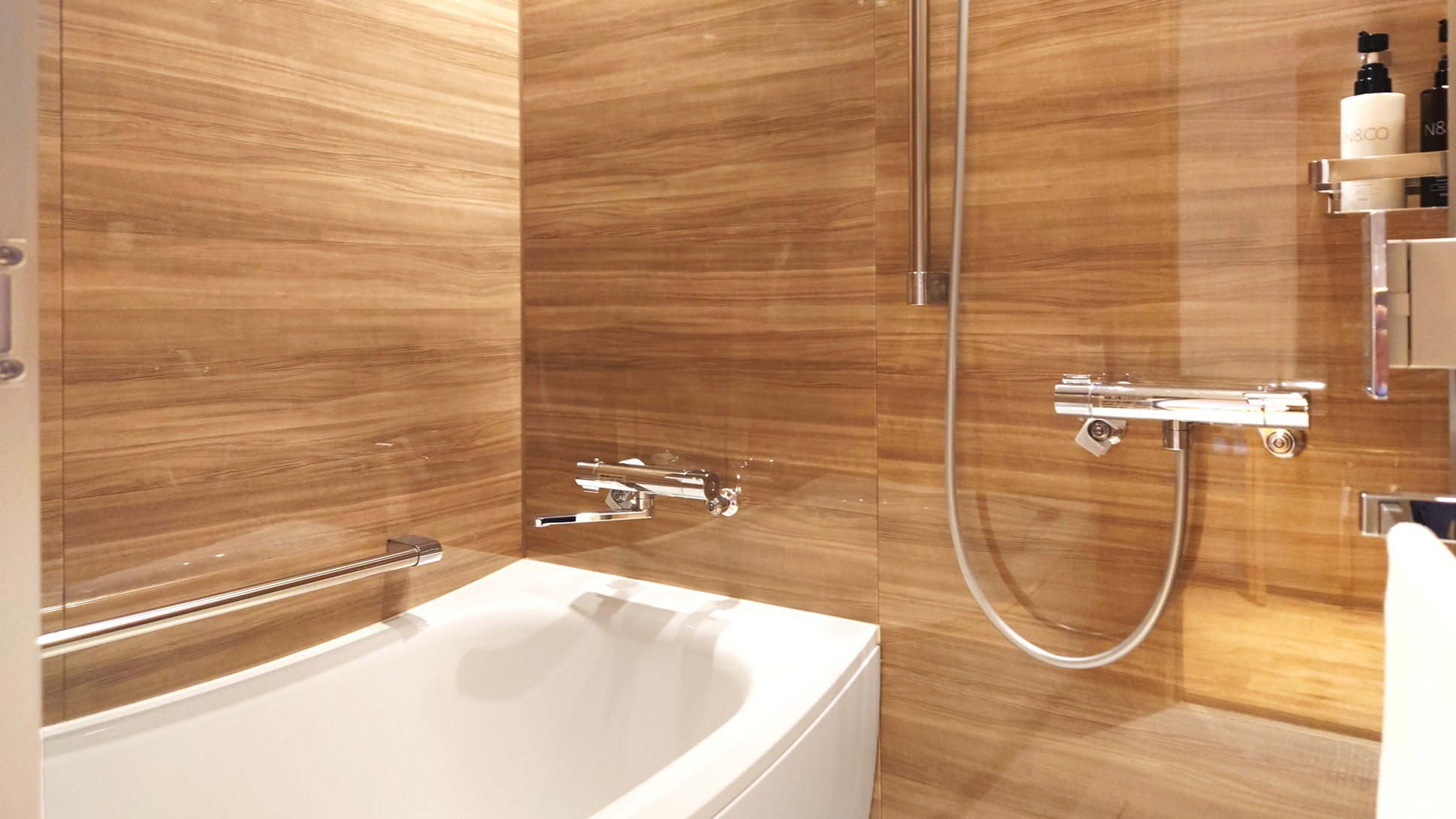 全室バス、トイレ別!のんびりと入浴できます