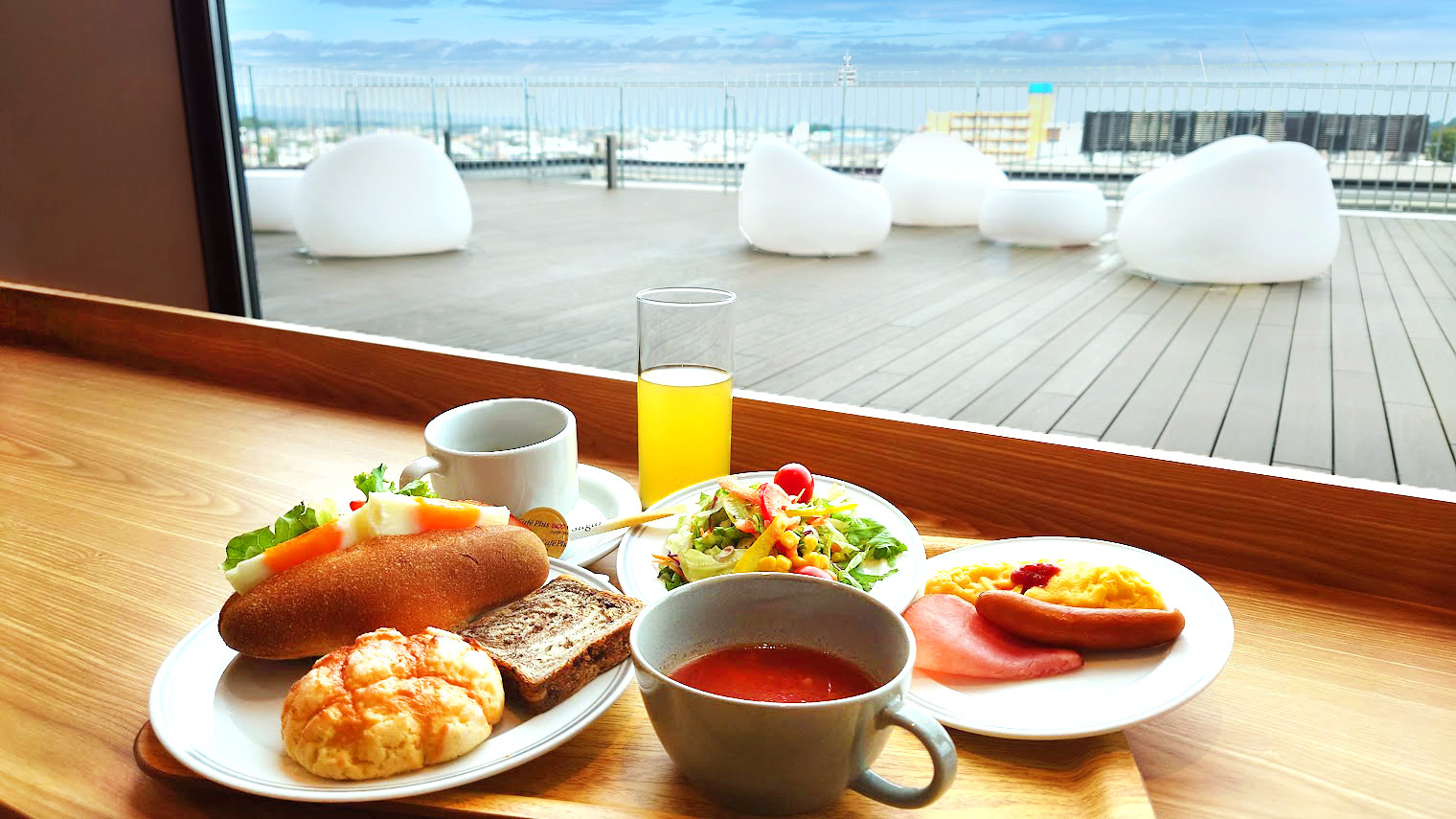 【レディースプラン】【朝食付き】潤い美肌ステイ！スキンケア＆加湿器＆メイク用鏡付き