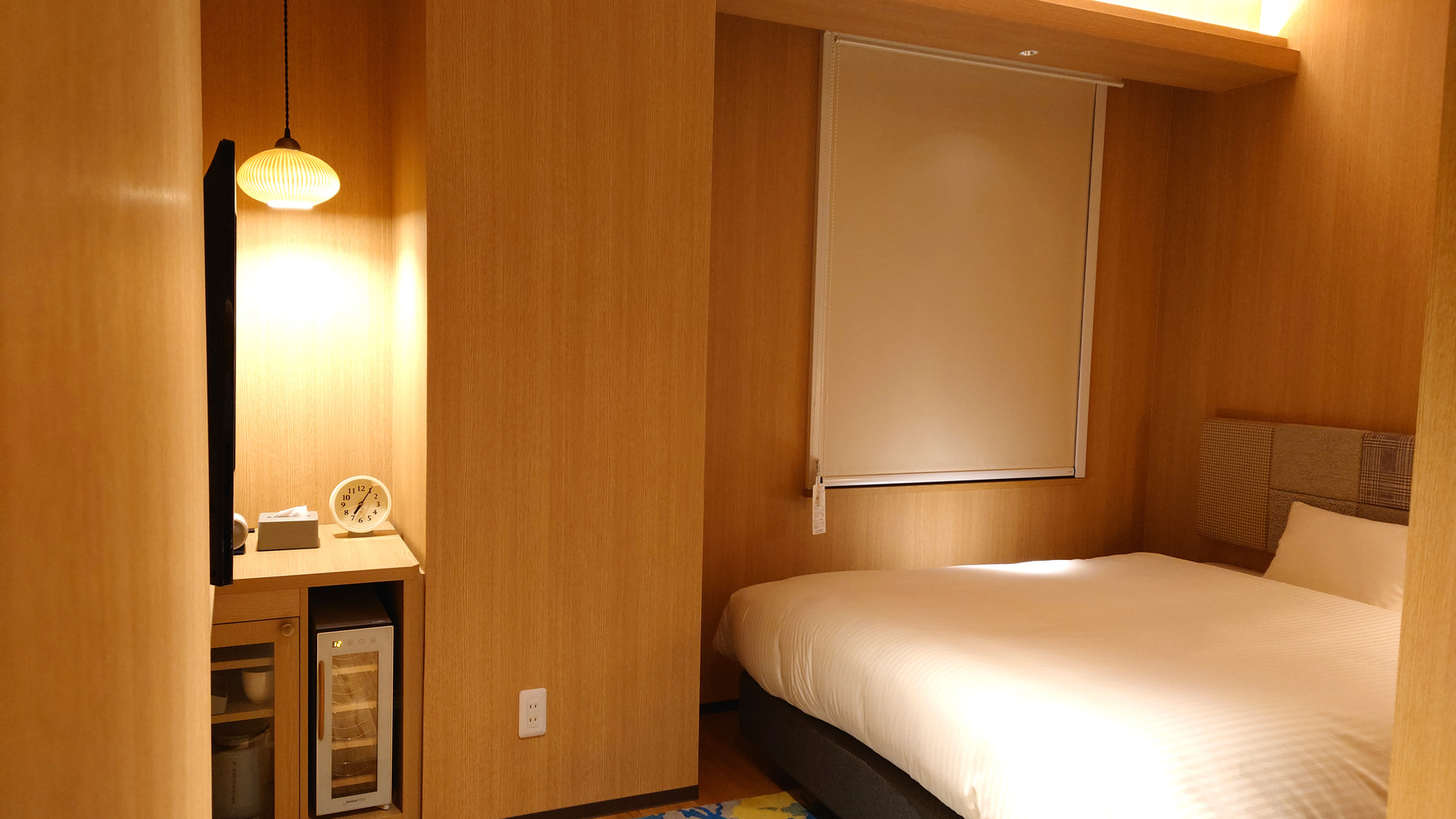 ユニバーサルダブル