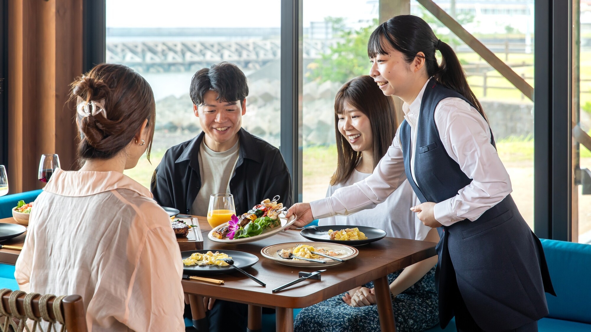 【全室オーシャンビュー】別府温泉の源泉を客室で。夕食は大分食材のグリル料理を堪能（1泊2食付）