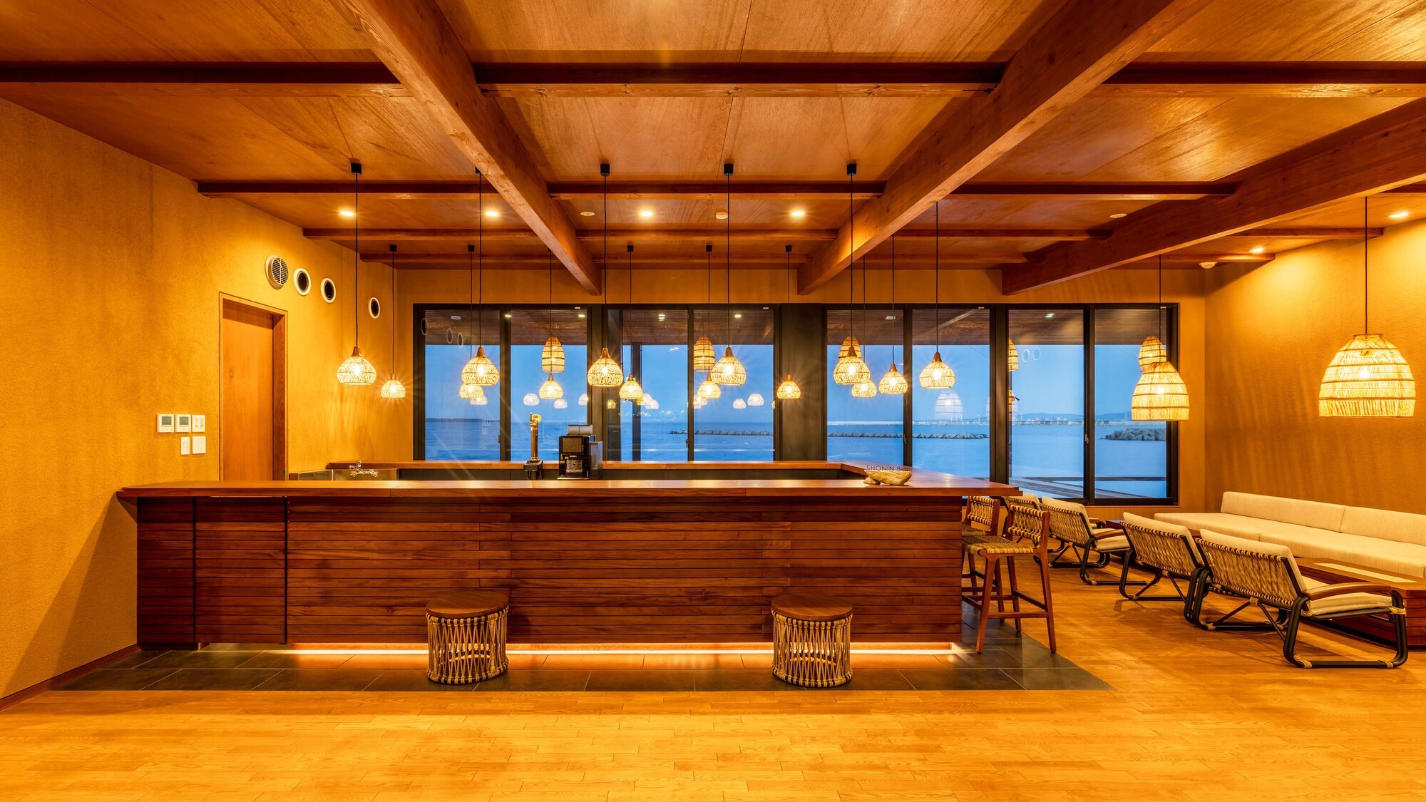 Sand SPA（バー）