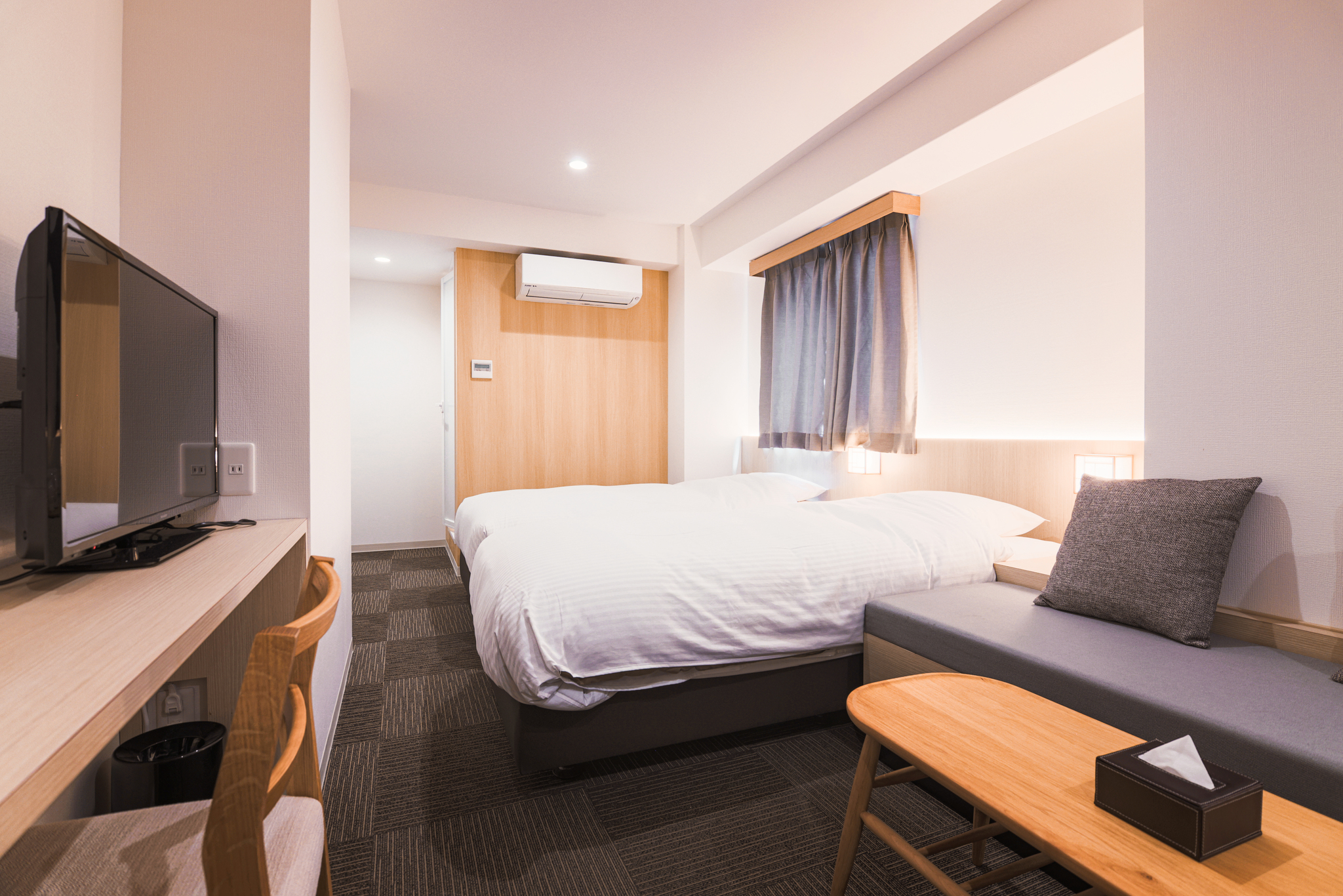 Studio 25TR (禁煙）