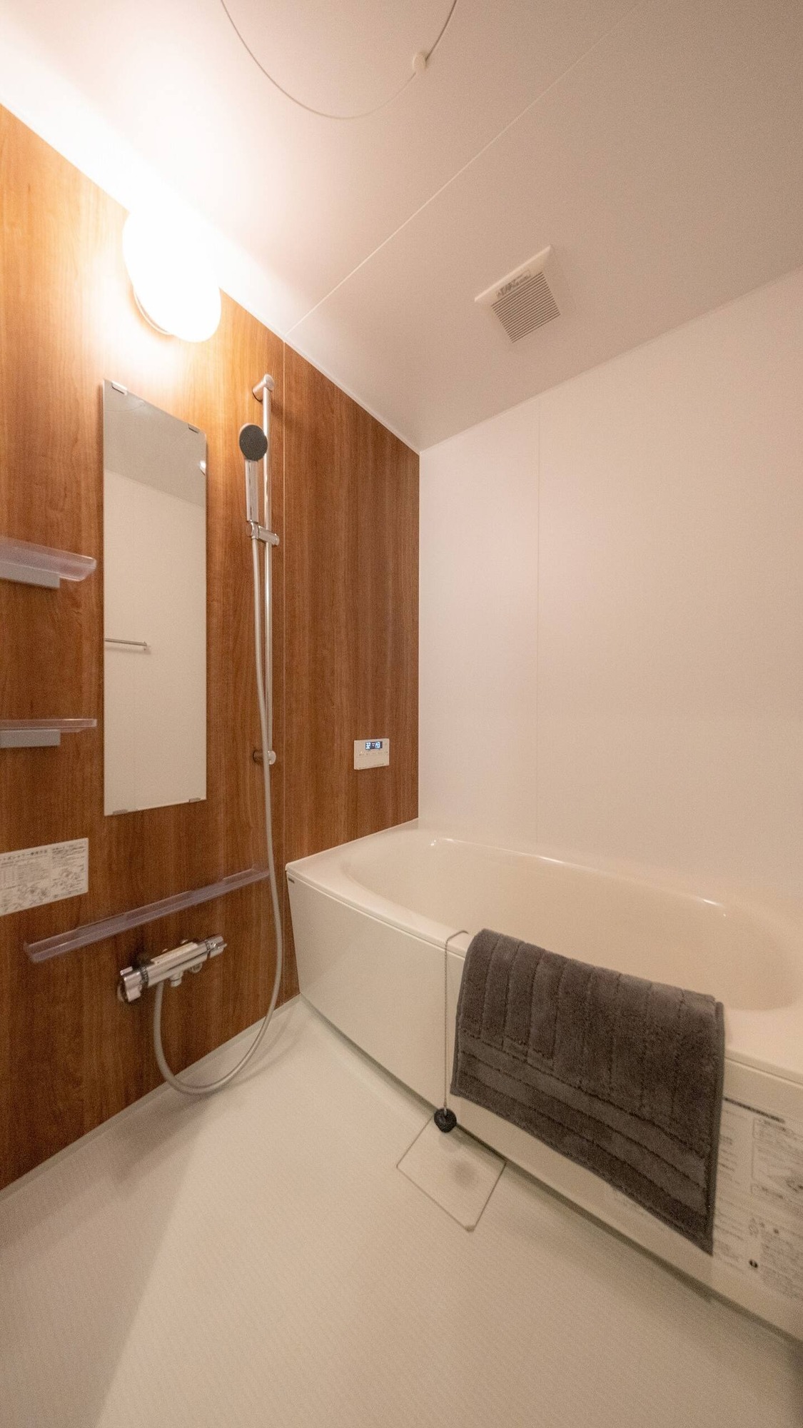 101◆バスルーム/浴槽付きで疲れも癒せます！