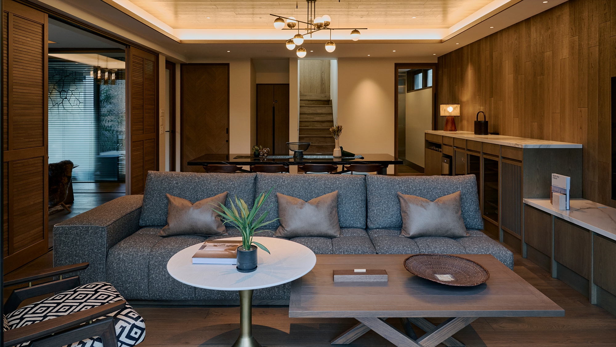 ｜CEDAR｜244平米