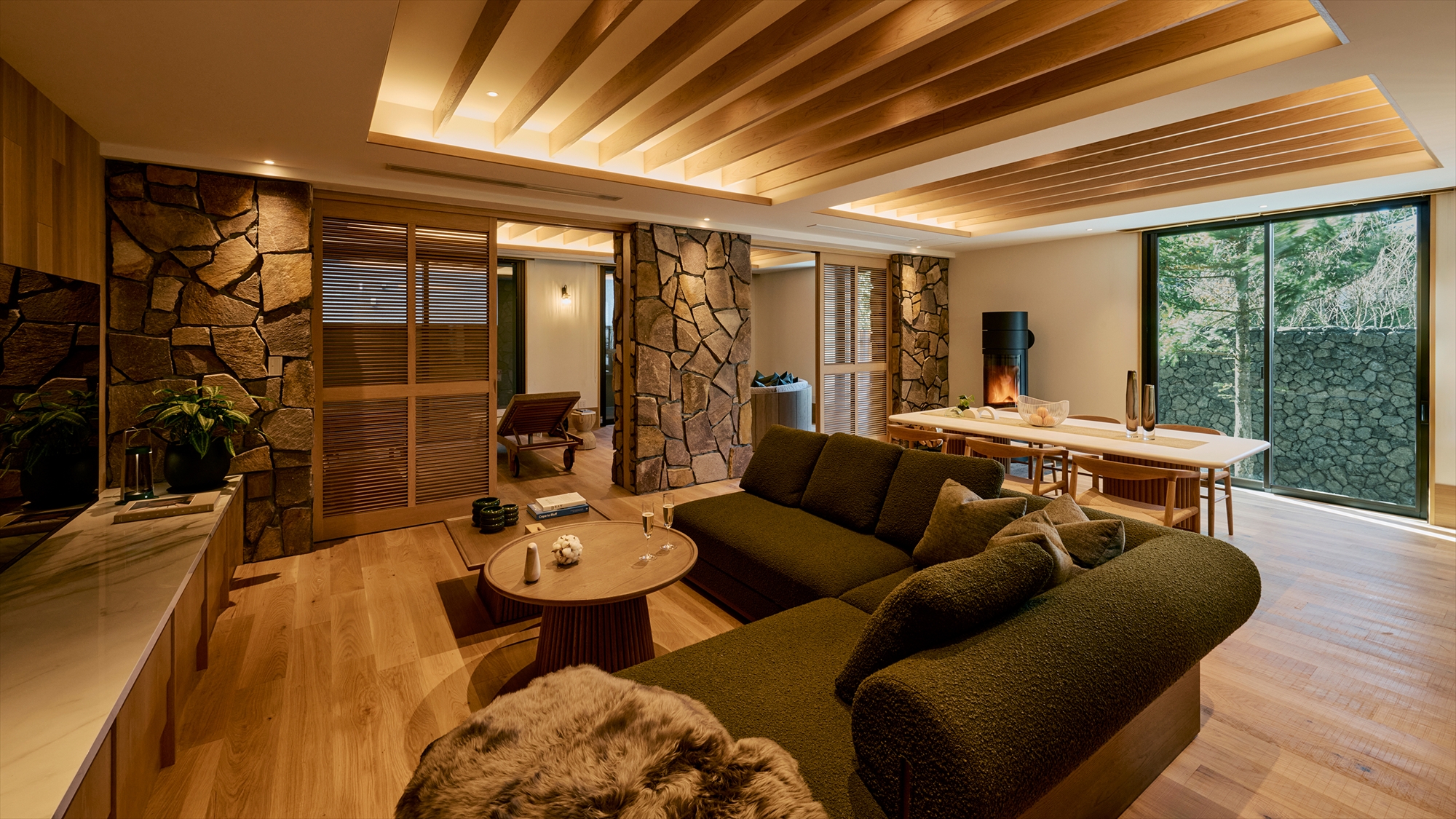 ｜MAPLE｜228平米