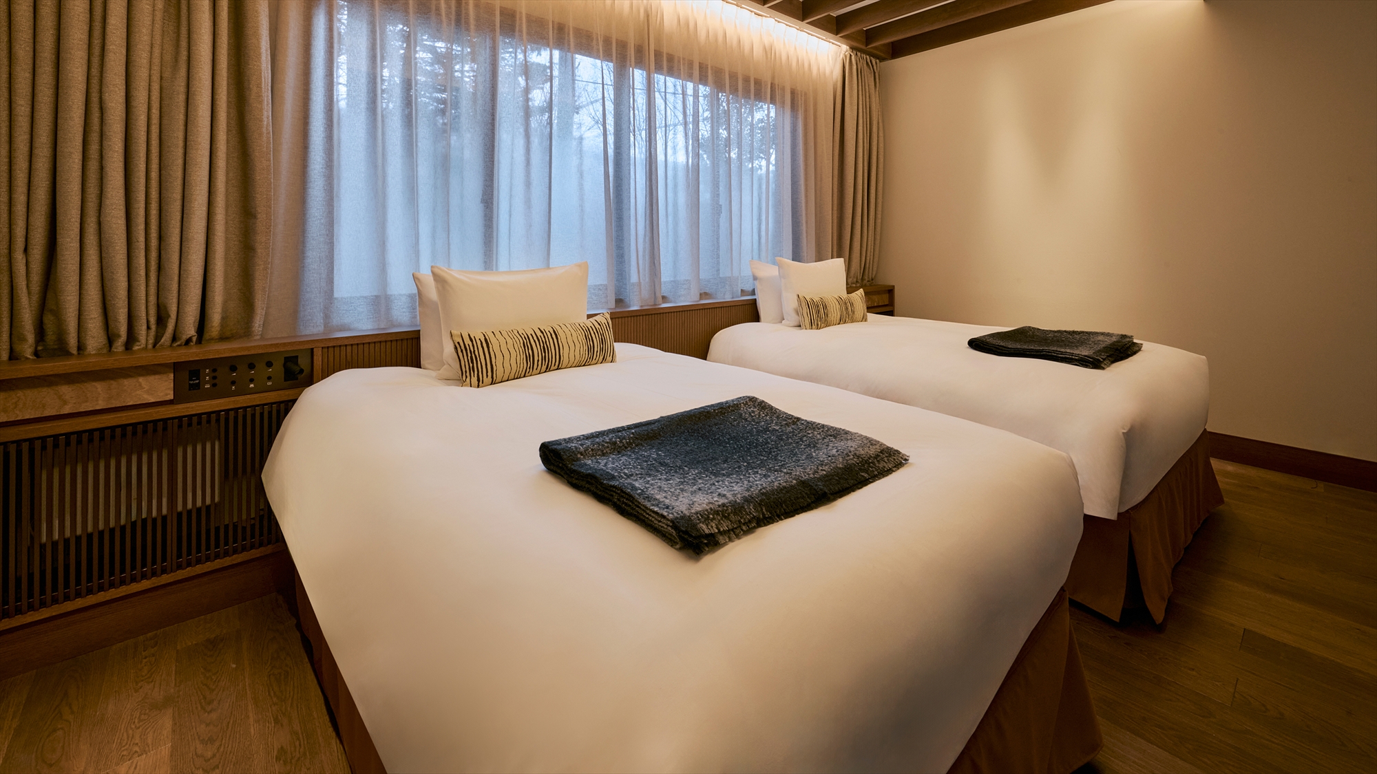 ｜WALNUT｜2LDK・192平米