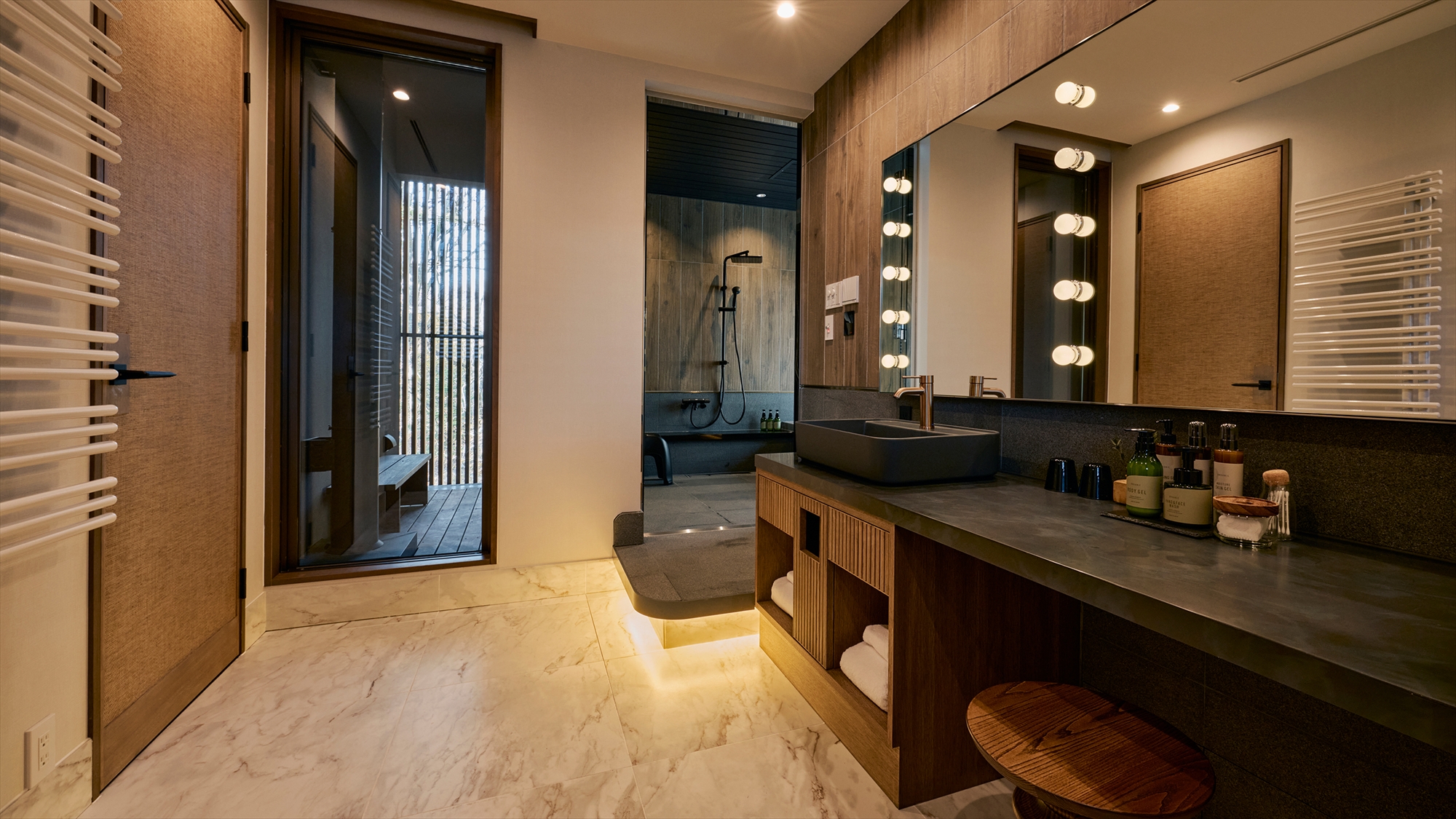 ｜CEDAR｜244平米