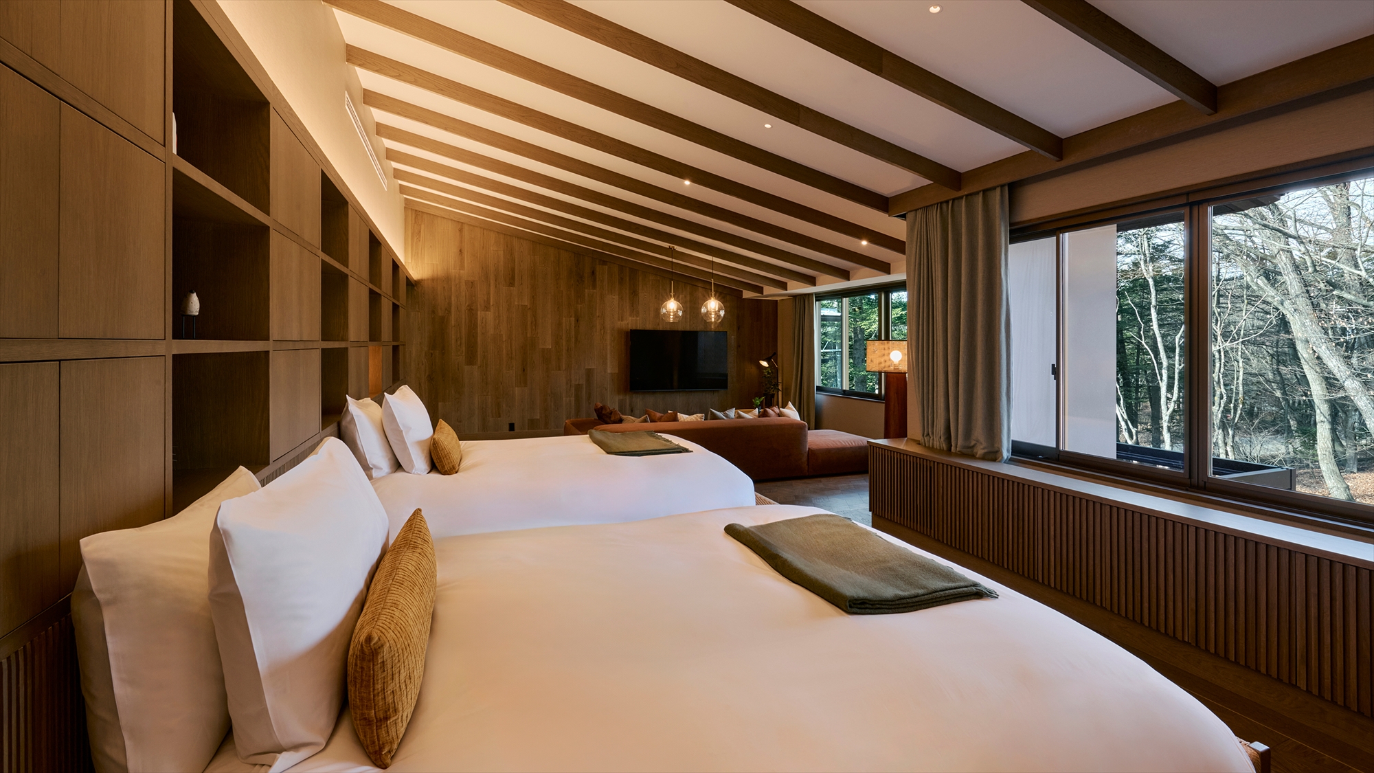 ｜CEDAR｜244平米