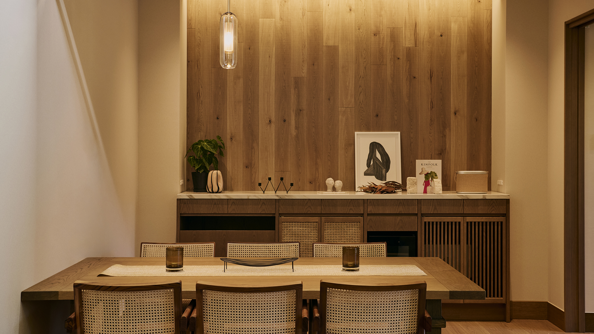 プライベートヴィラ｜SARASARA｜2LDK・188平米。サウナ・ジャグジーバス完備