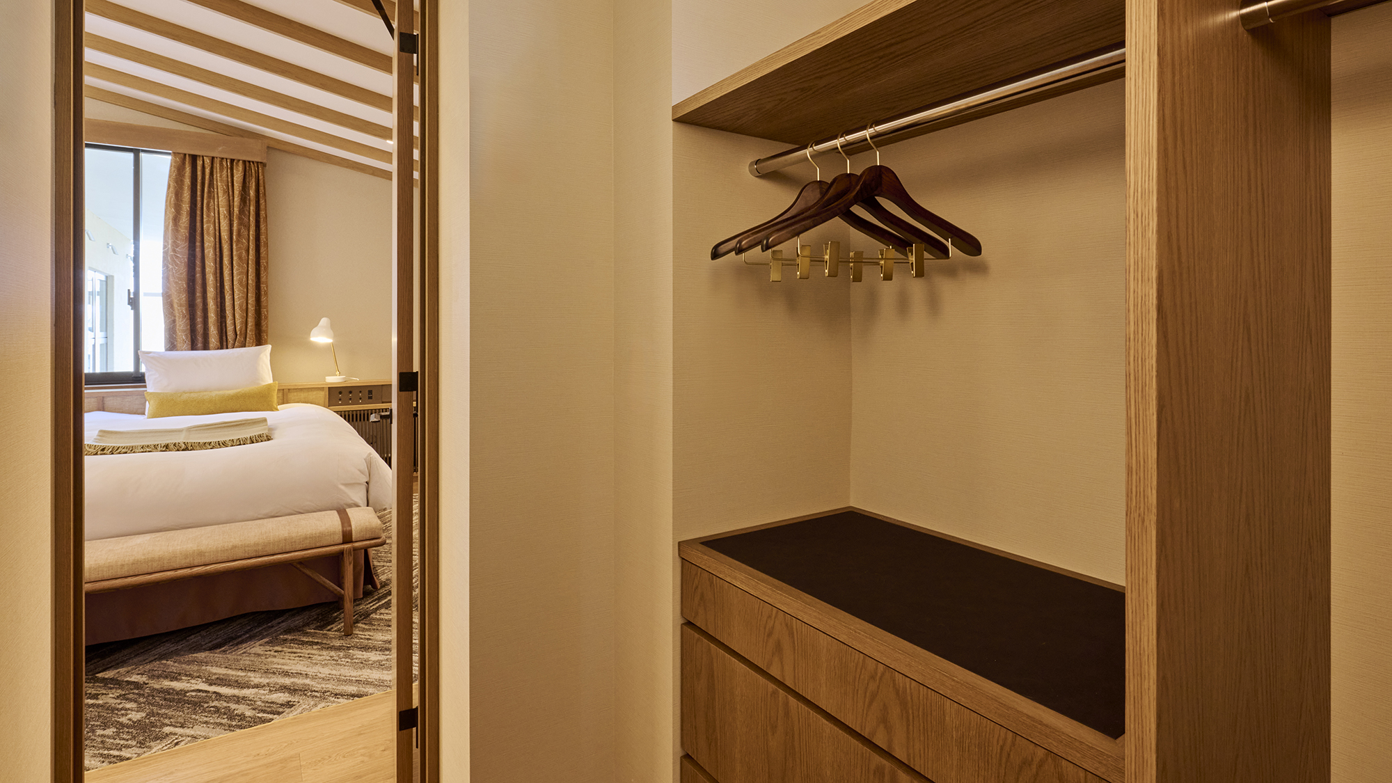 プライベートヴィラ｜SARASARA｜2LDK・188平米。サウナ・ジャグジーバス完備