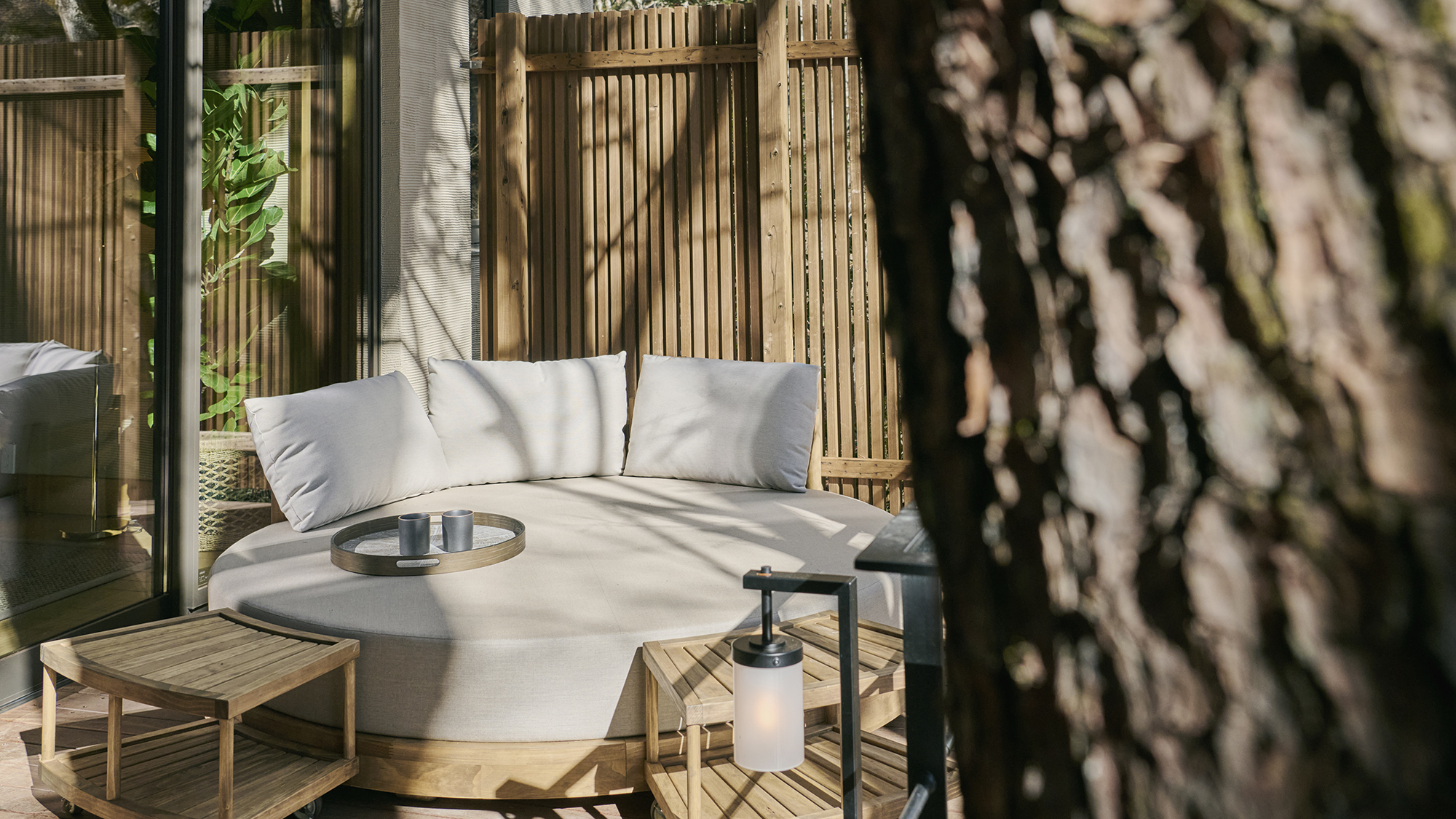 プライベートヴィラ｜SARASARA｜2LDK・188平米。サウナ・ジャグジーバス完備