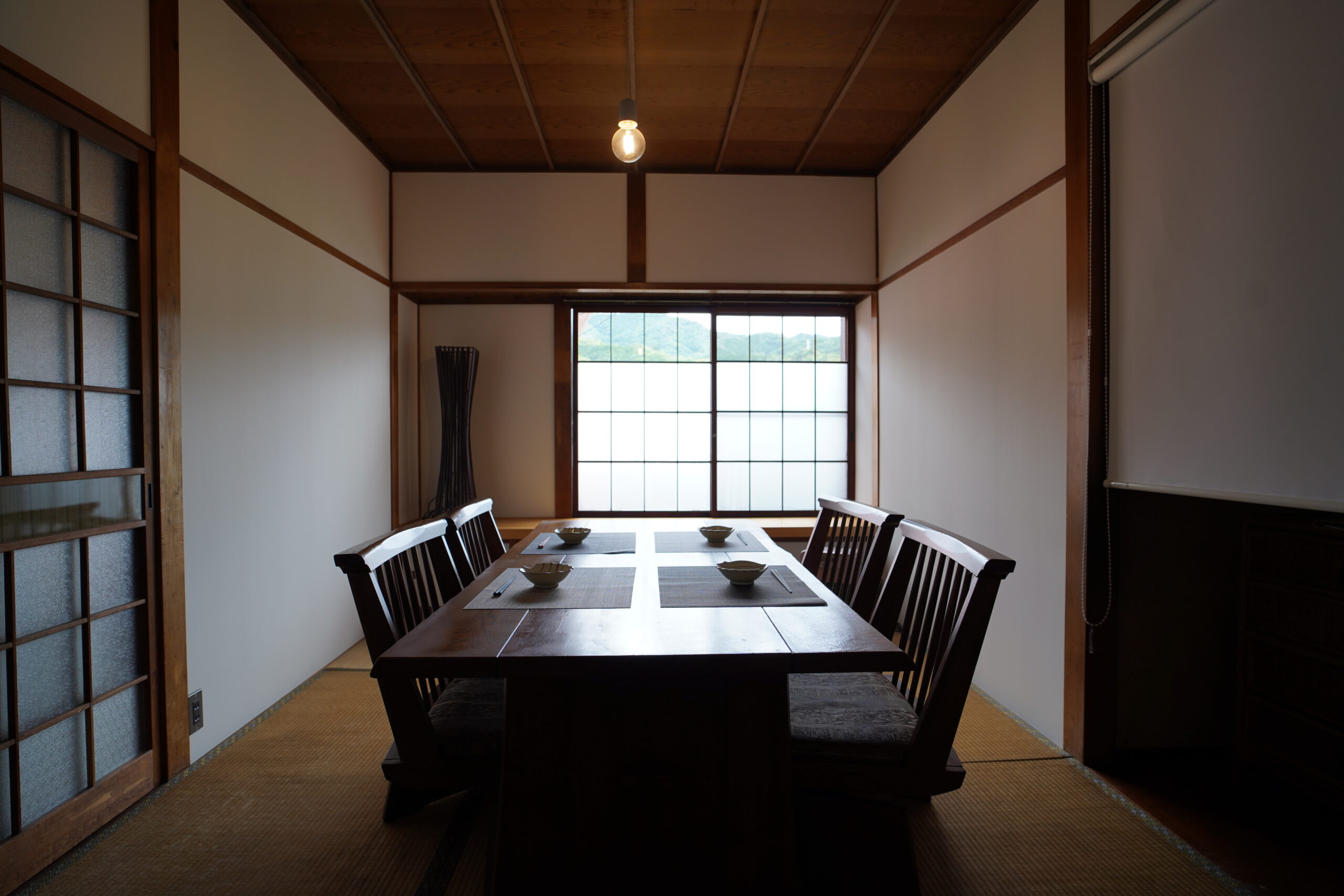 ダイニングルーム　Dining room