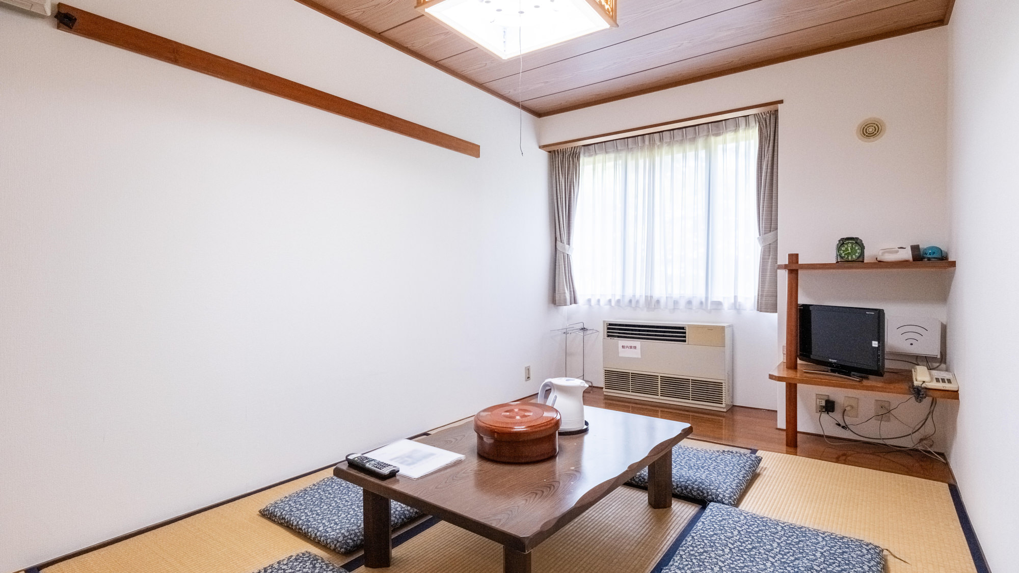 【禁煙】和洋室（トイレ付、バス共有）