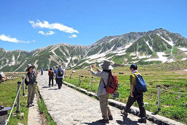 【快適で安全な旅のお手伝いをします！！！】立山黒部アルペンルート送迎あり夕食付きプラン！！！