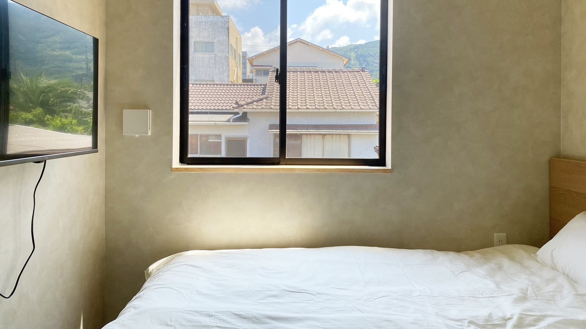 ・【ダブルルーム一例】テレビはNetflixとYoutubeが見放題です