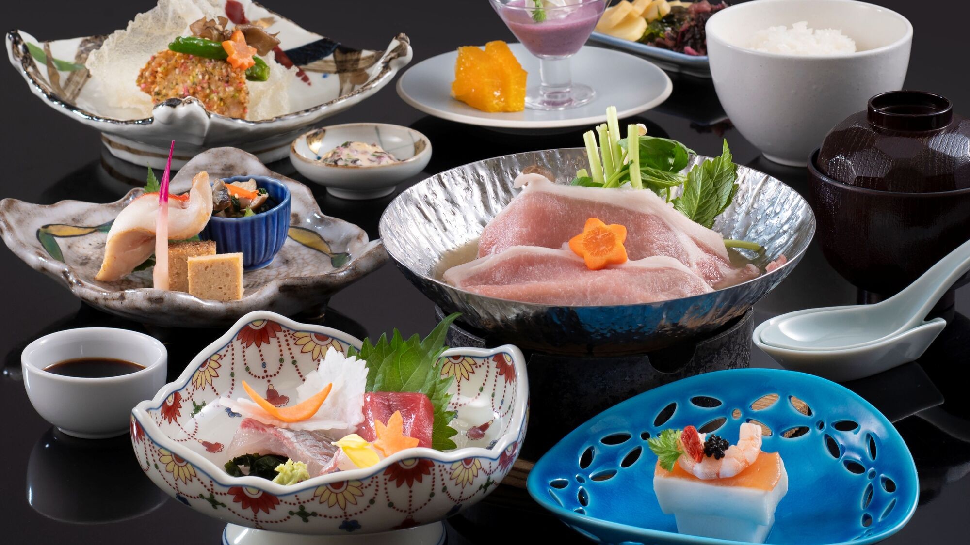 【2025年冬】お手軽会席　新鮮な魚介類や旬の野菜を使用した彩り豊かな品々をご用意