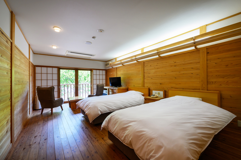 洋室10帖　山荘棟2F　れんげつつじ・やなぎらん・こまくさ