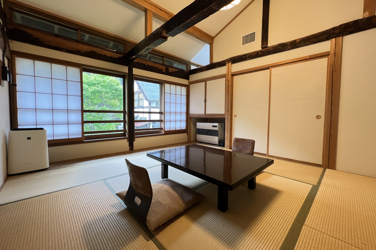 和室8帖　民家棟2F　まつむしそう・しゃくなげ