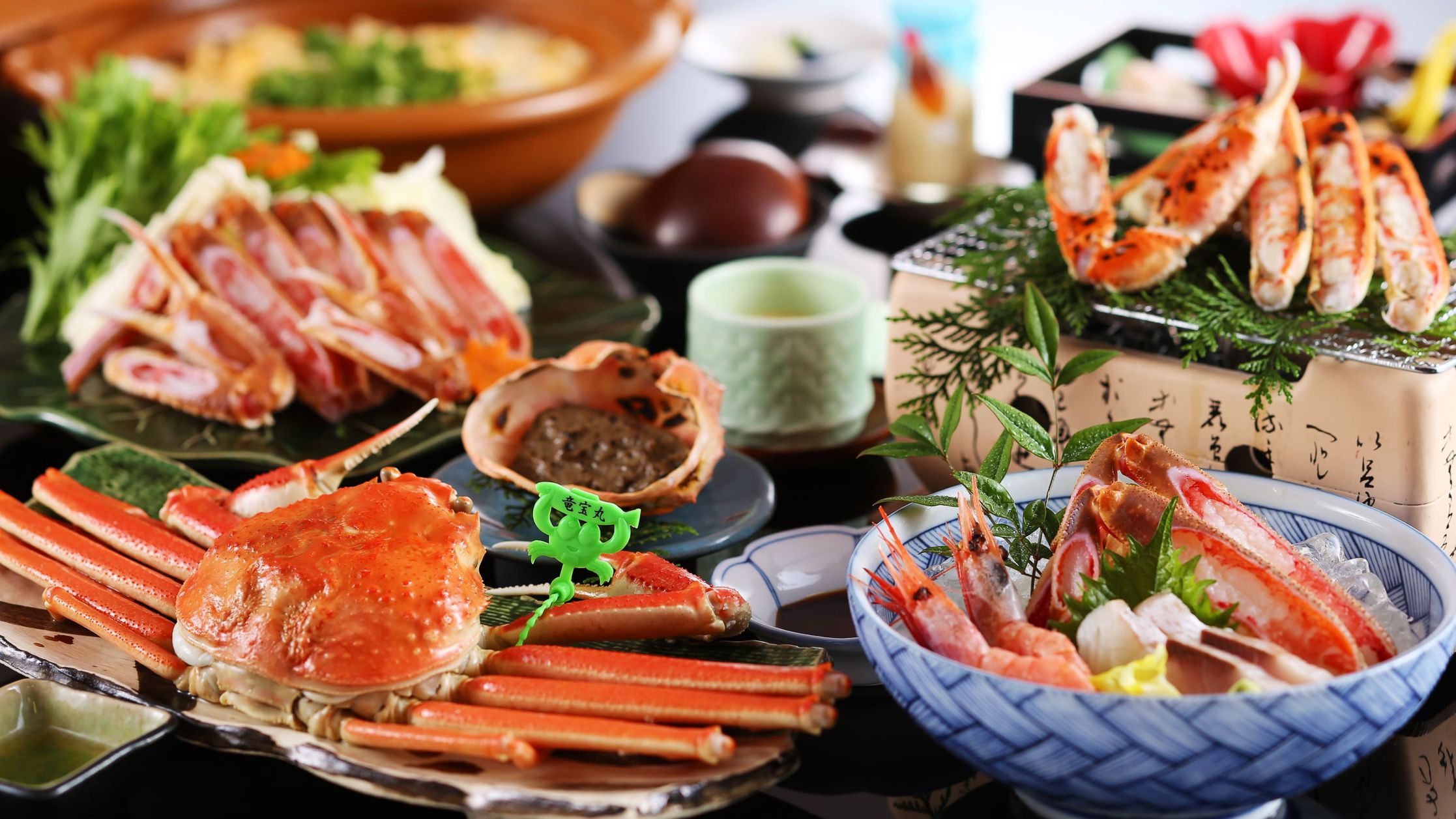 【冬のご褒美旅】「松葉蟹」茹でガニ1杯付き！冬の味覚を贅沢に味わう！＜松葉蟹付き会席／2食付＞