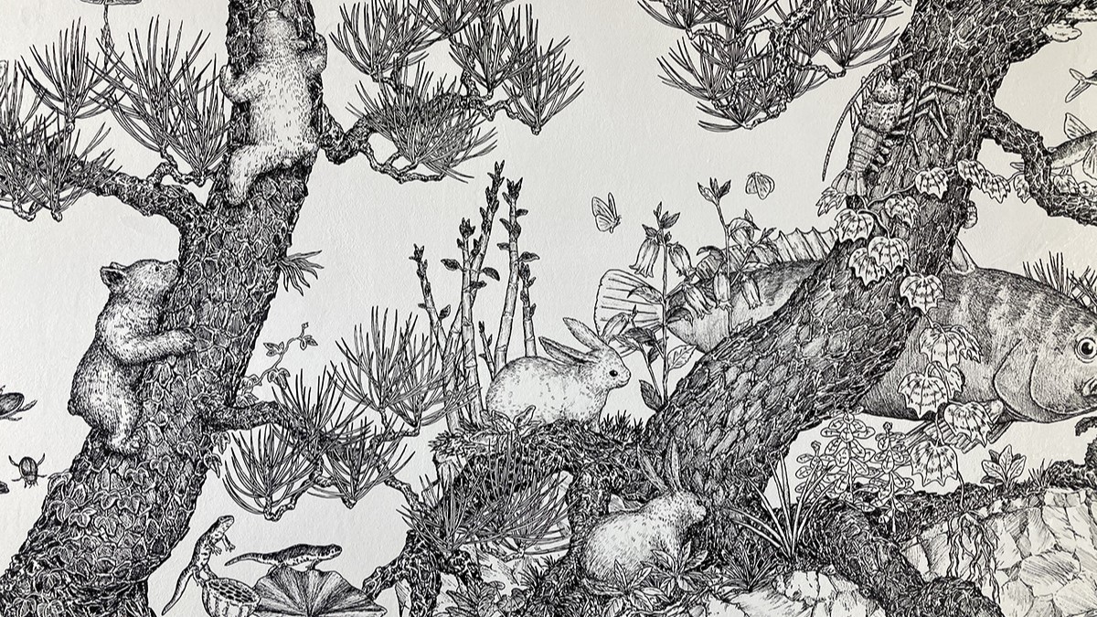 館内には、大迫力な壁画アートがあります。