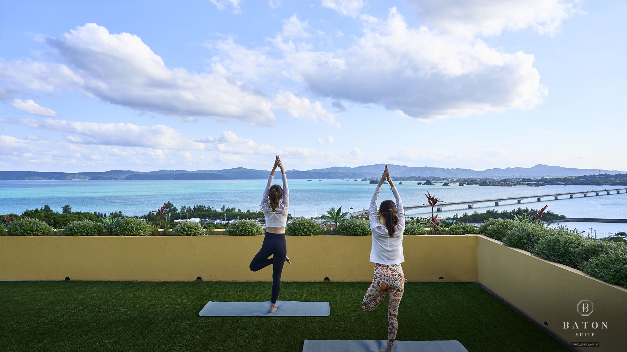 モーニングヨガ