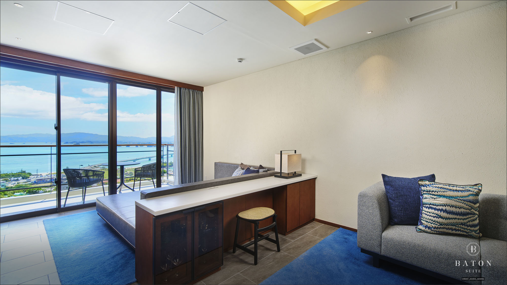 デラックスオーシャンスイート・デラックスオーシャンコーナースイート