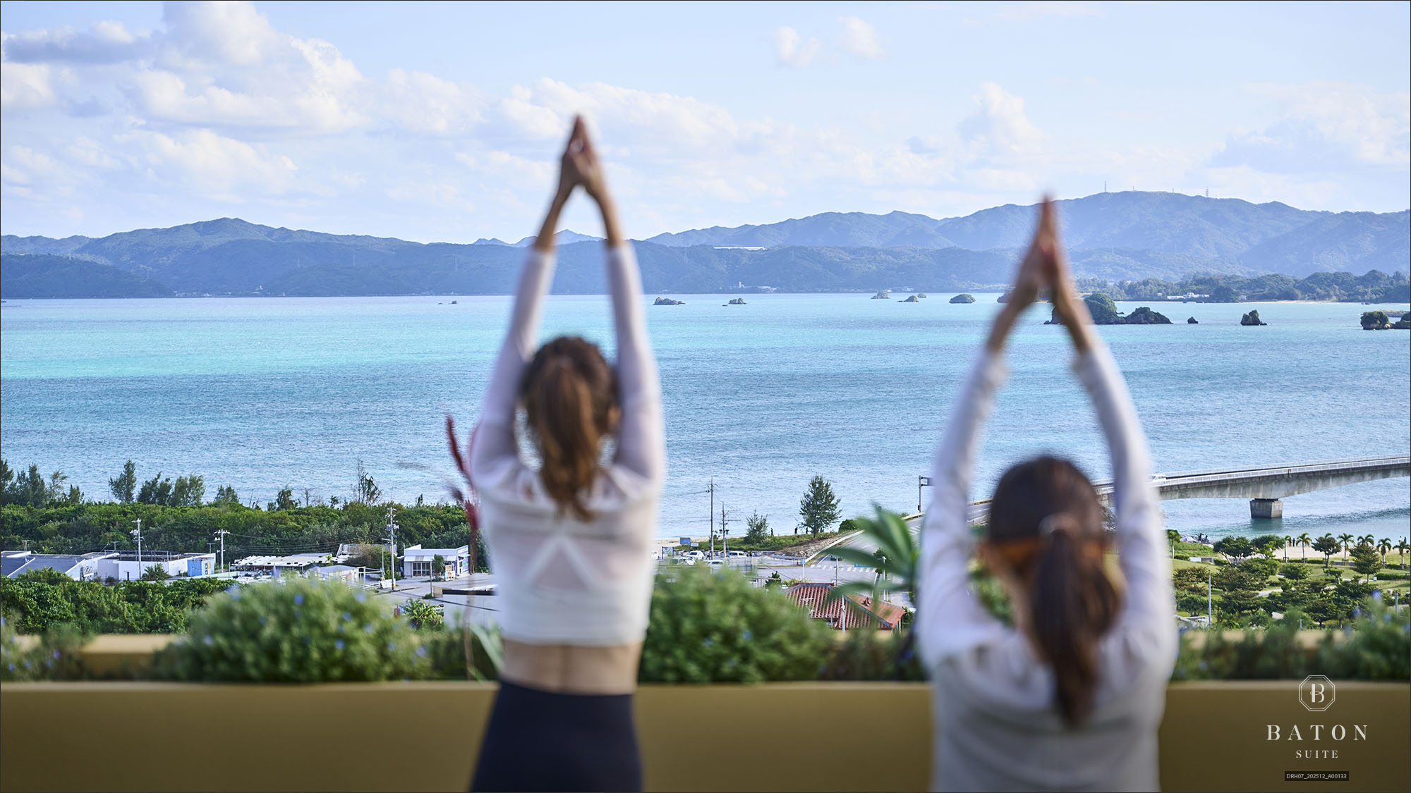 モーニングヨガ