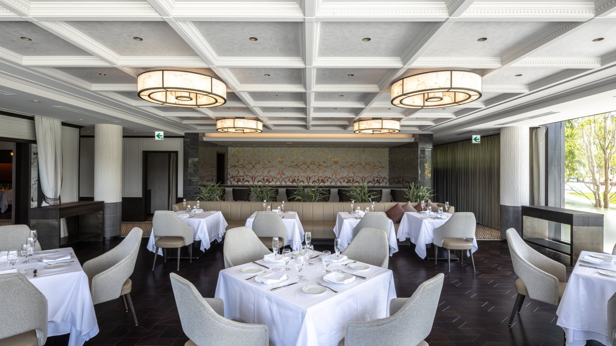 【楽天スーパーSALE】ホテル特製和牛ホホ肉カレーで一日の始まりを贅沢に／1泊朝食付