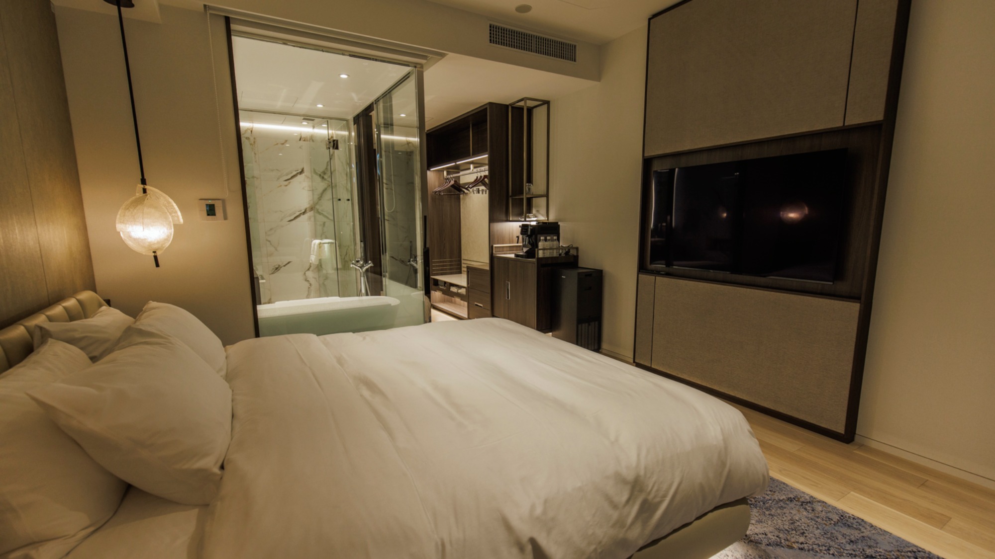 Double Room｜平均32平米