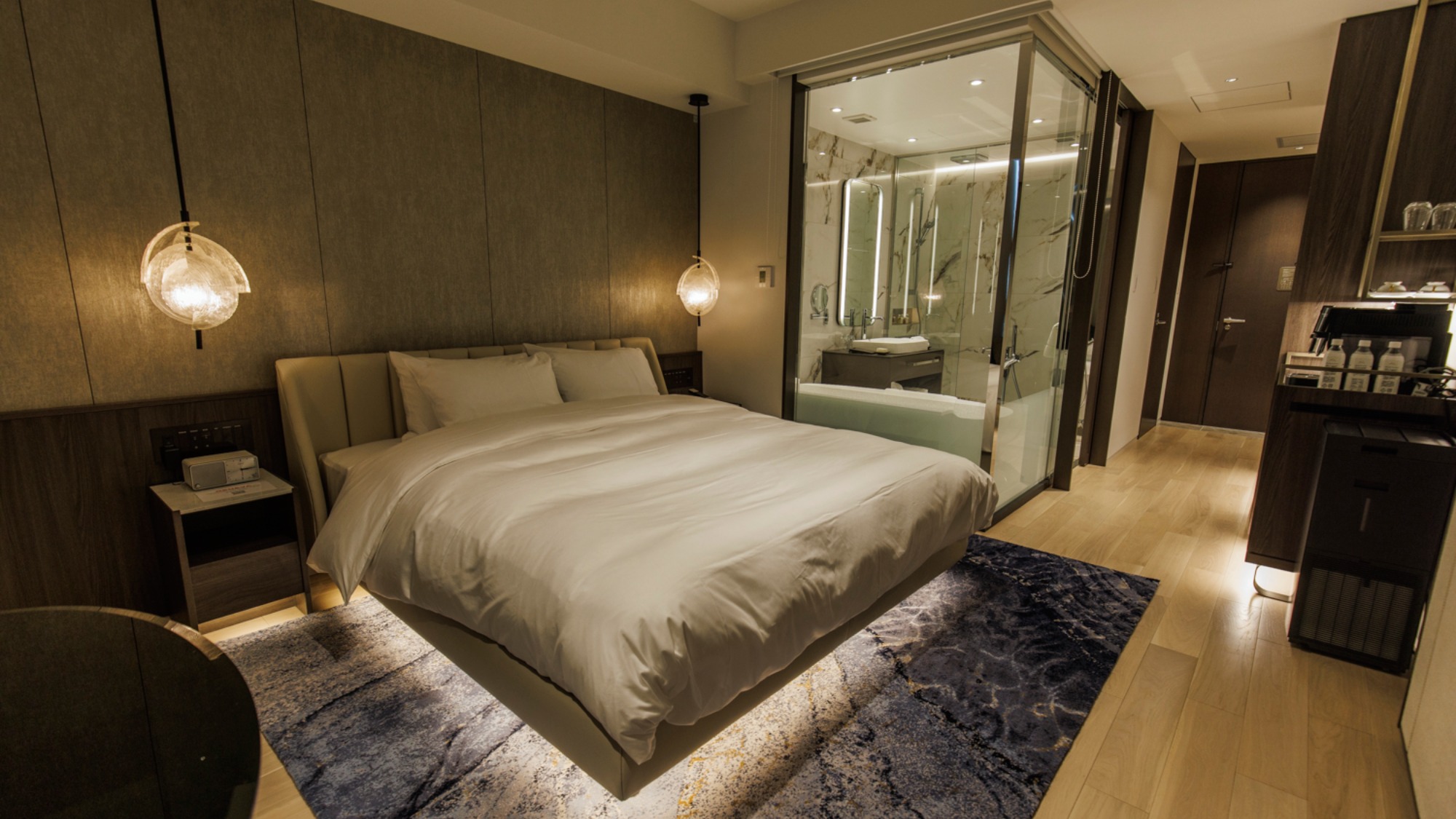 Double Room｜平均32平米