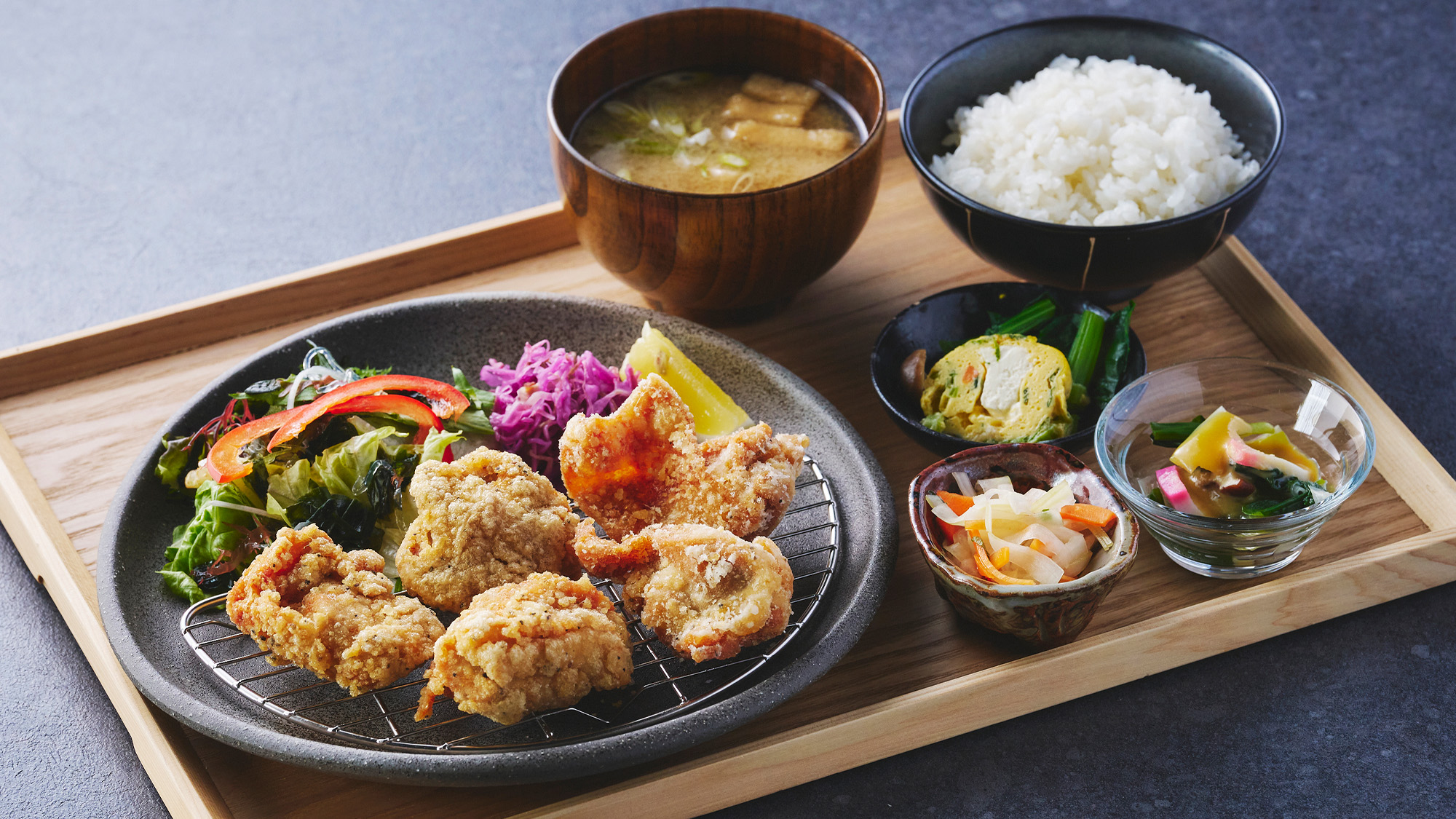 【ランチ】生姜香る鶏の唐揚げ膳