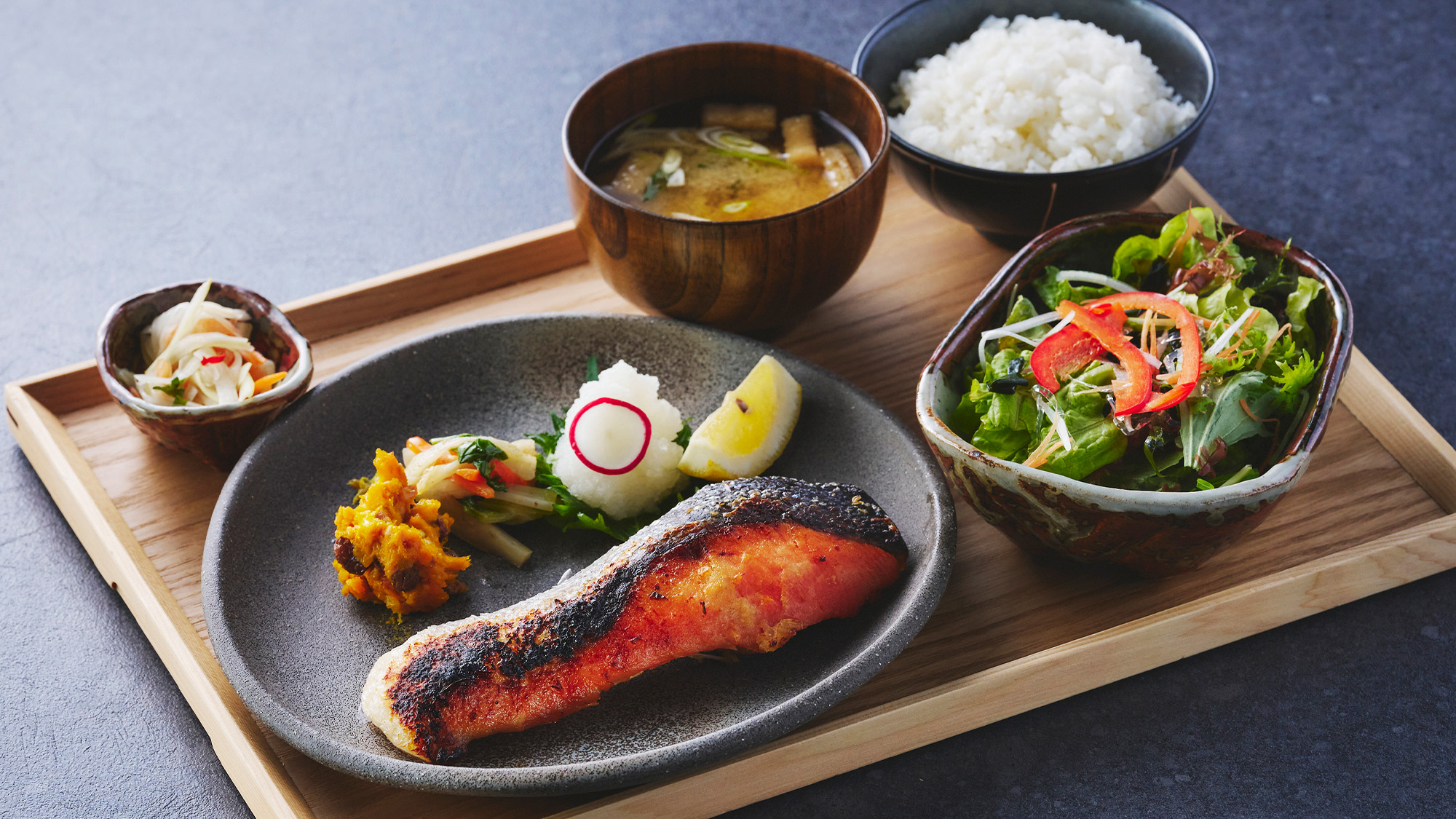 【ランチ】厚切り味噌漬け銀鮭膳