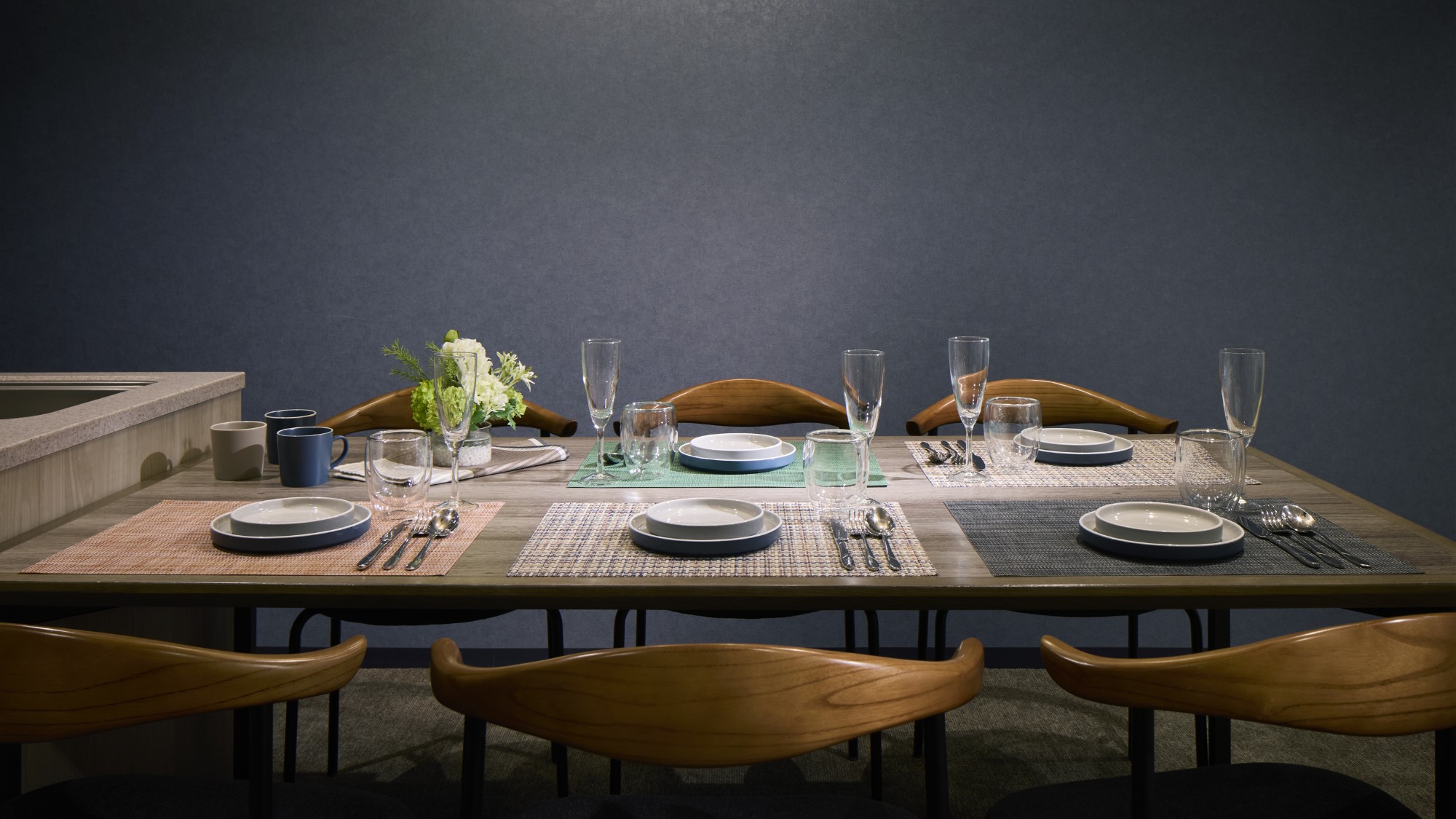 STATION Aiスイート6ベッド - フィールドビュー