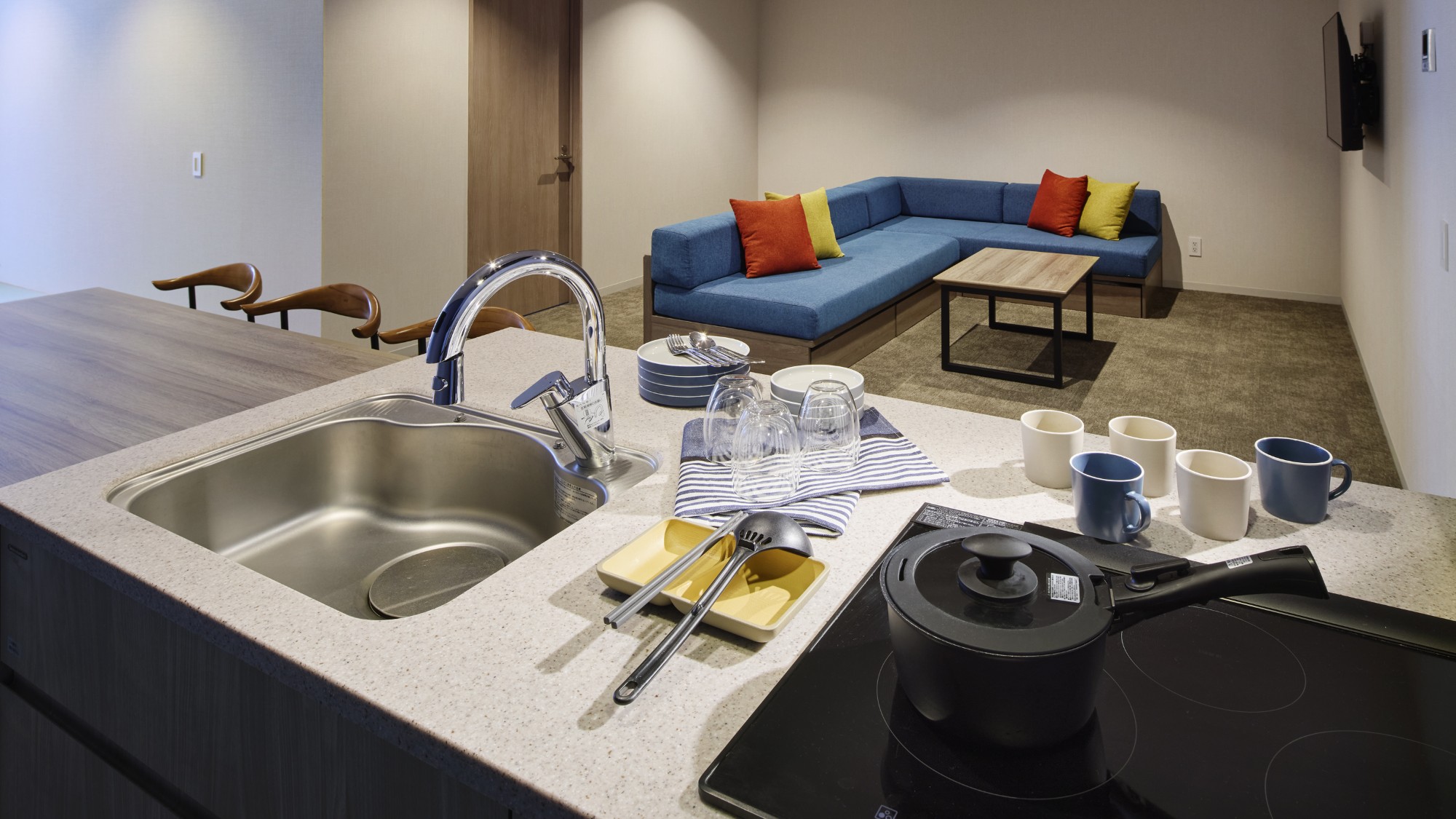 STATION Aiスイート6ベッド - フィールドビュー