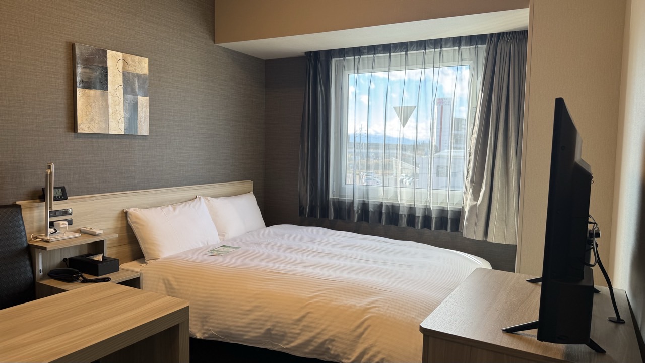 スタンダードセミダブルルーム