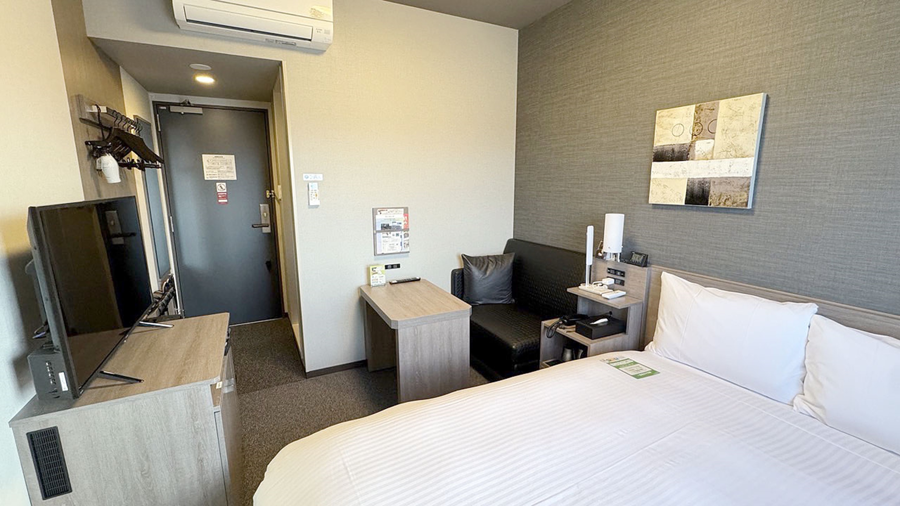 コンフォートセミダブルルーム