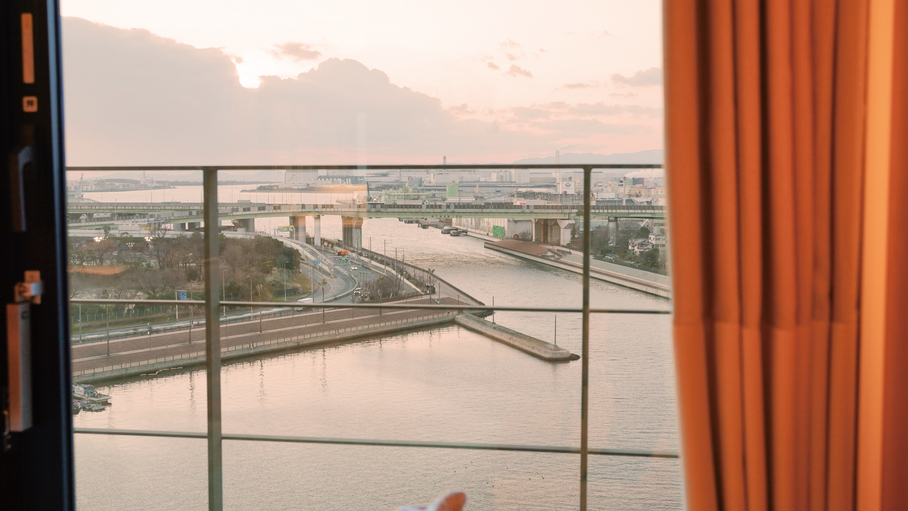 ウォーターフロント プレミアスイート