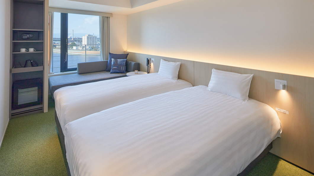 トリプルハーバービューファミリールーム (ソファベッド)