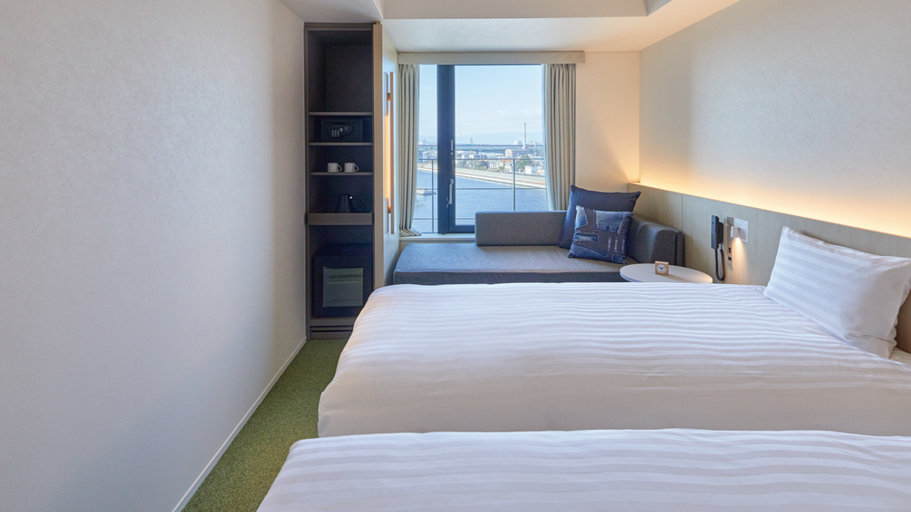 トリプルハーバービューファミリールーム (ソファベッド)