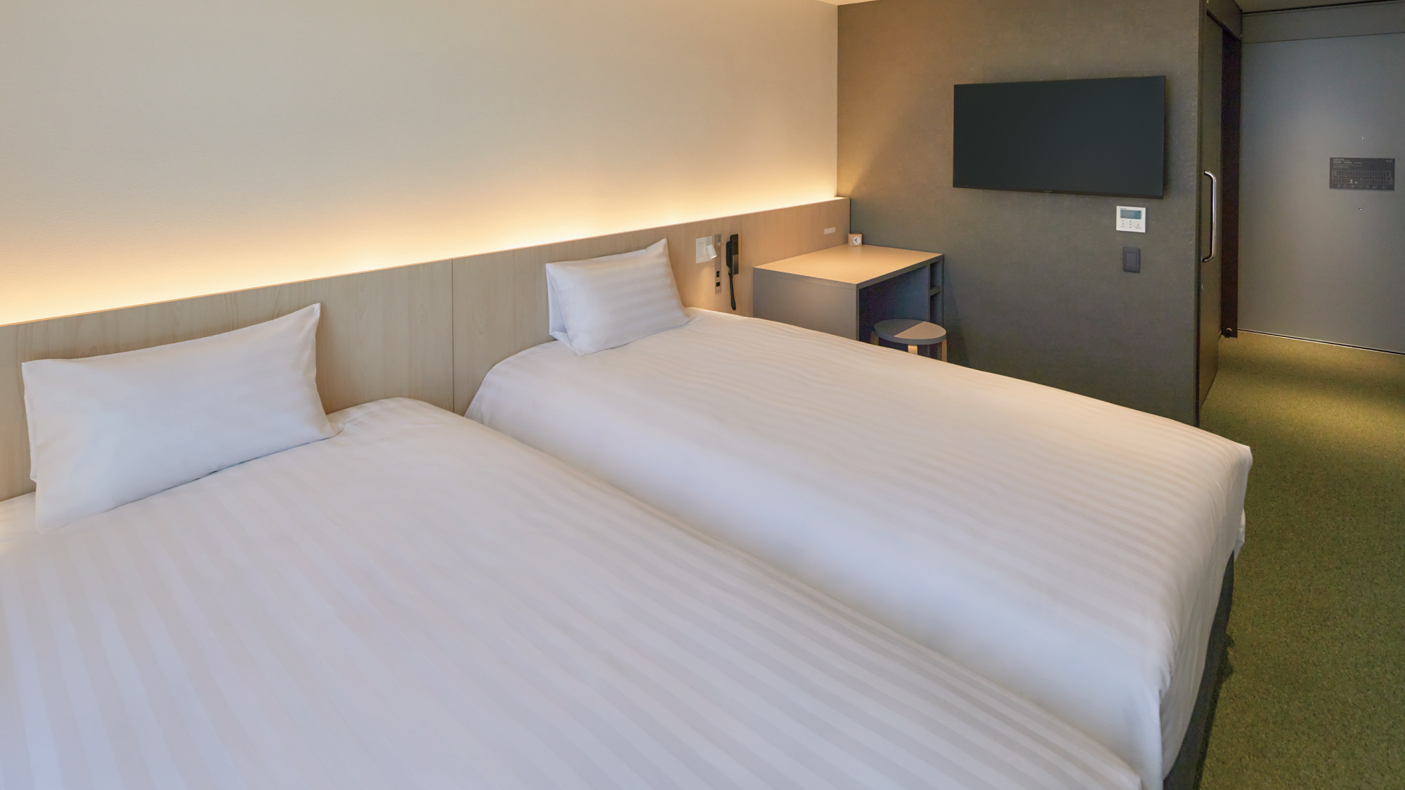 デラックスツイン