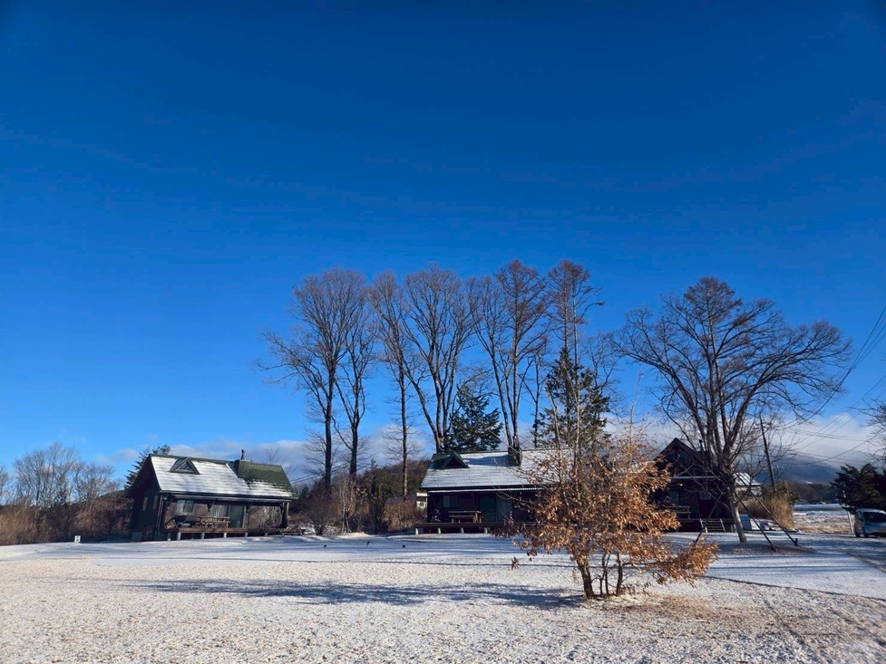 【今だけ30％OFF】澄み渡る冬の八ヶ岳へ。連泊だから出会える、息を呑むような絶景と贅沢な時間