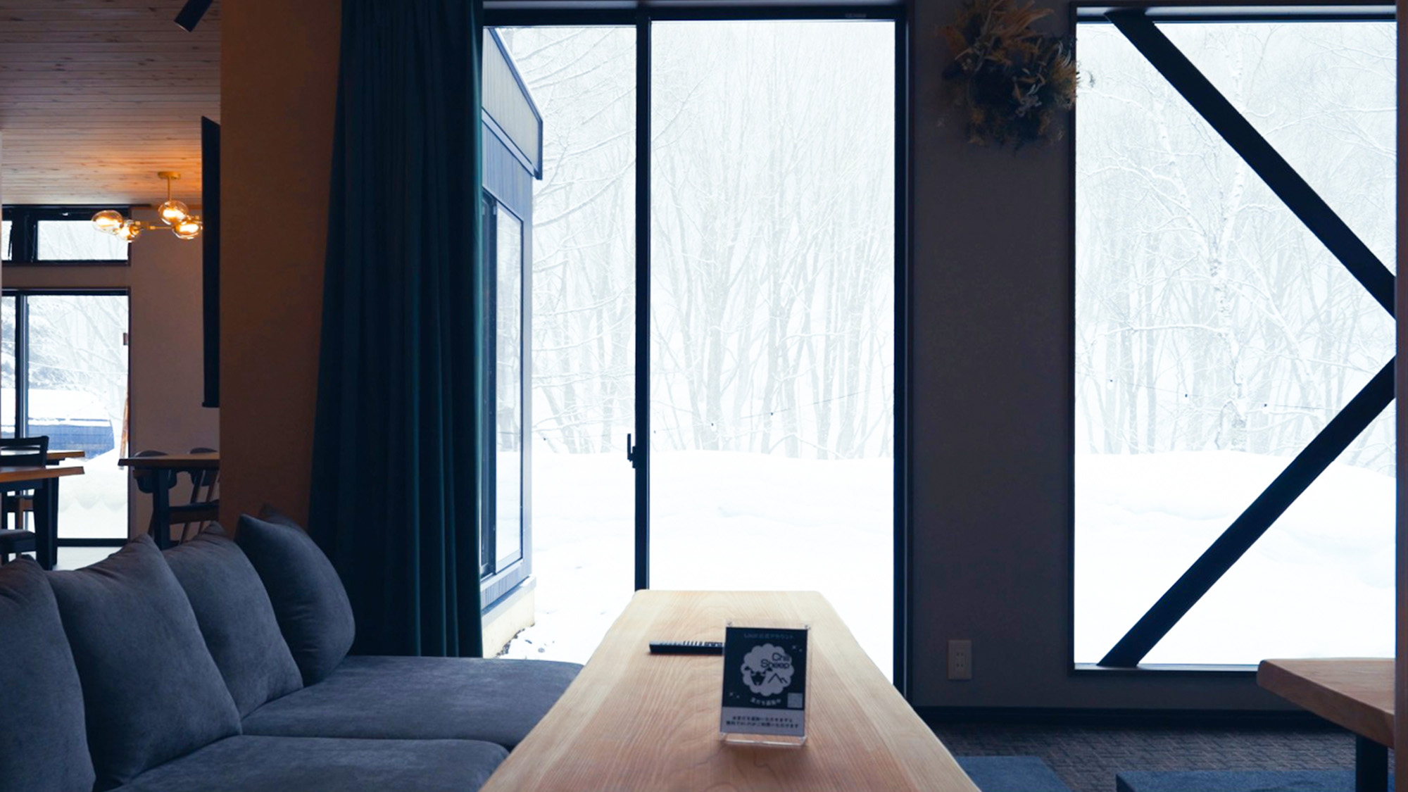 ・【ダイニングルーム・プレイルーム】まるで自宅のように寛げる快適なご滞在を